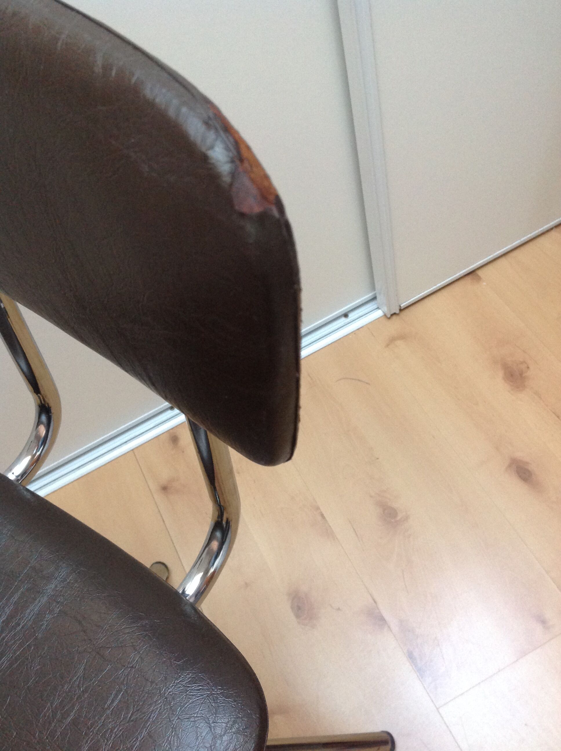 Swivel chair in chromed metal and skai brown years 60-70