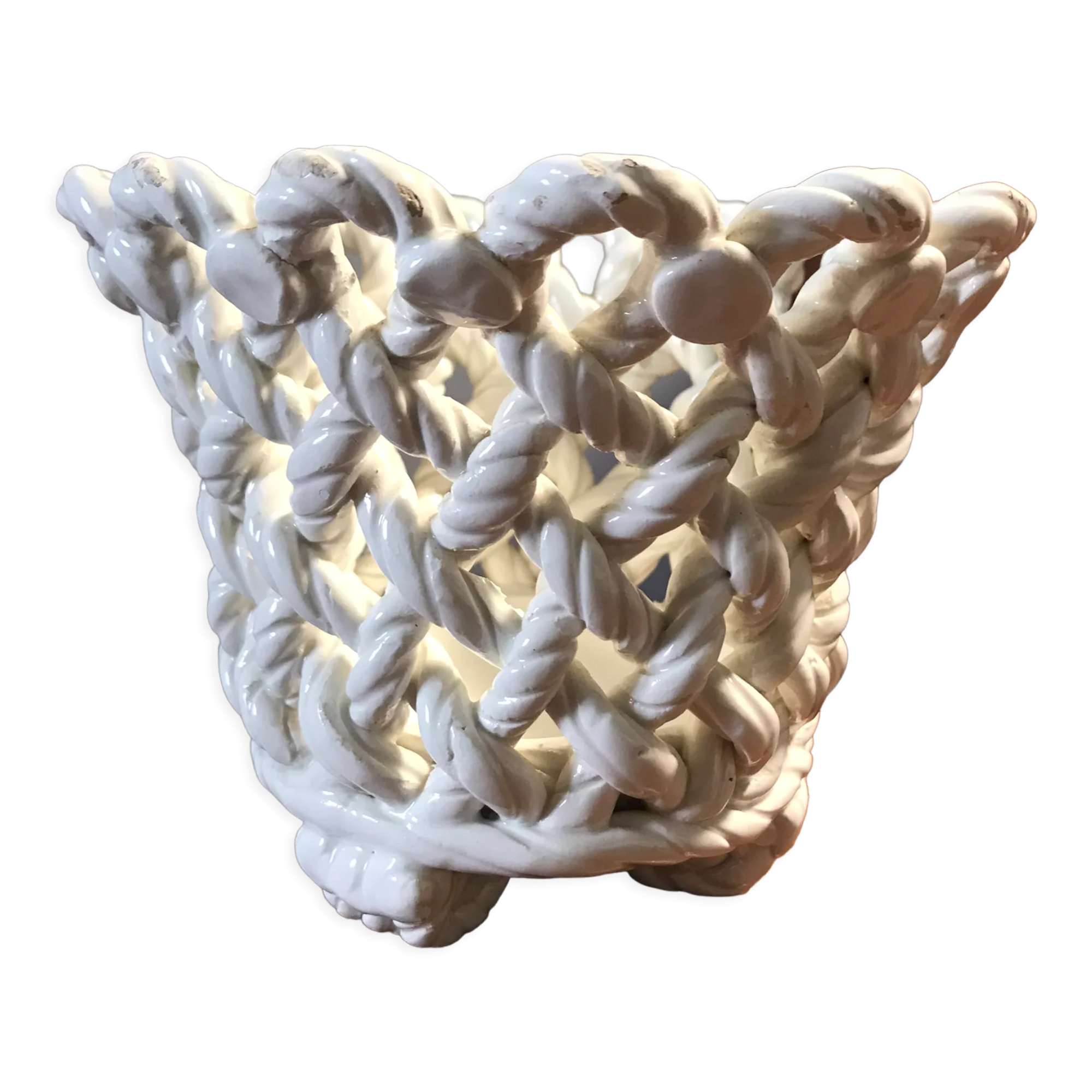 Braided white ceramic pot cover