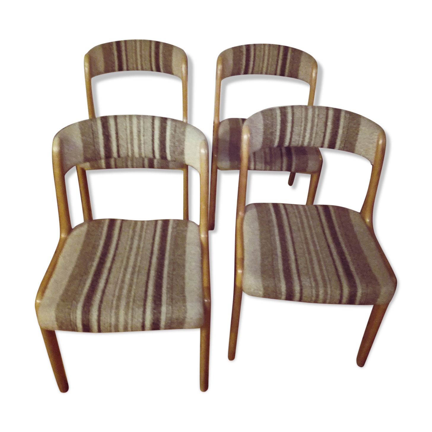 Quatre chaises Baumann 1970