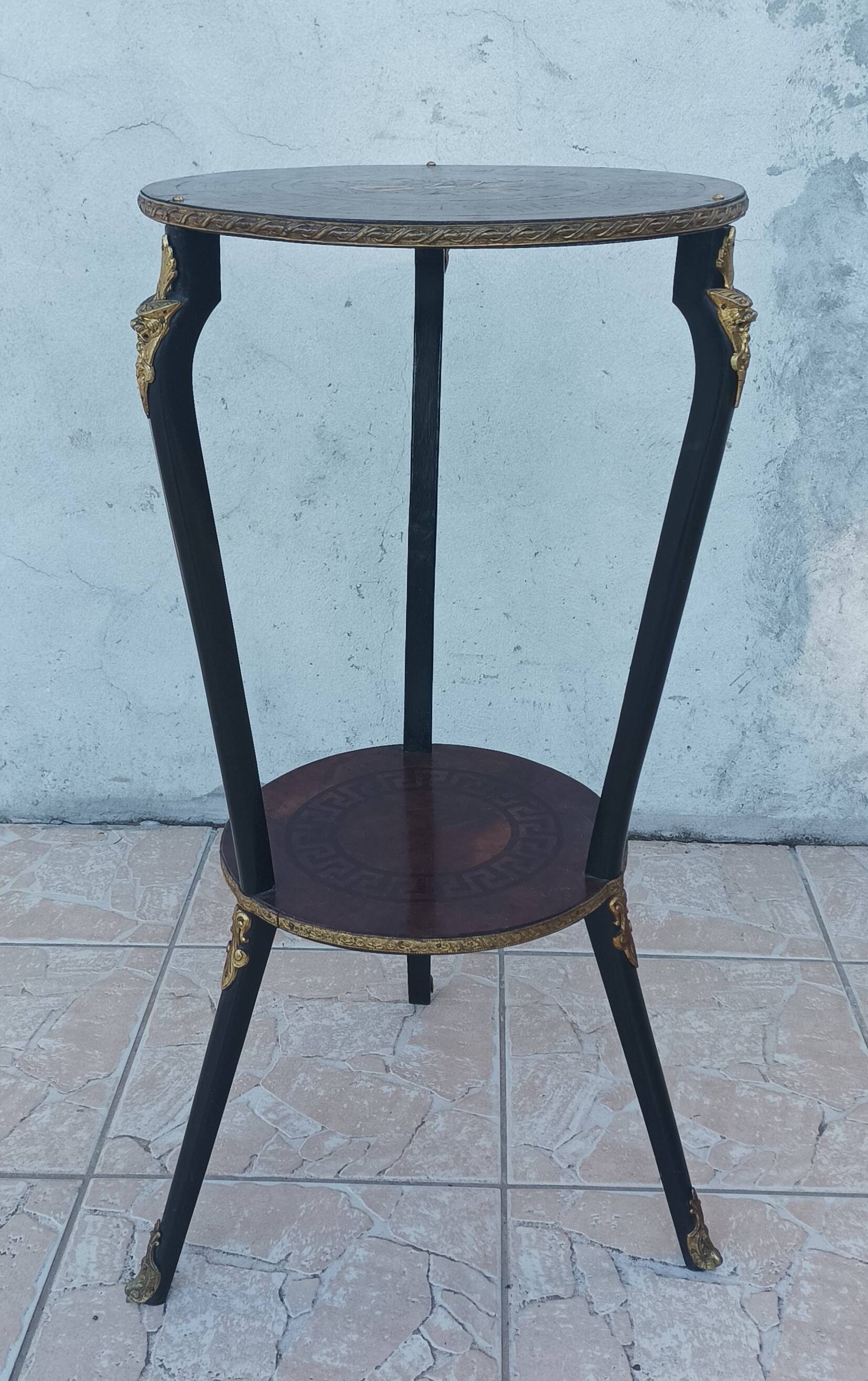 Napoleon III saddle in precious wood marquetry