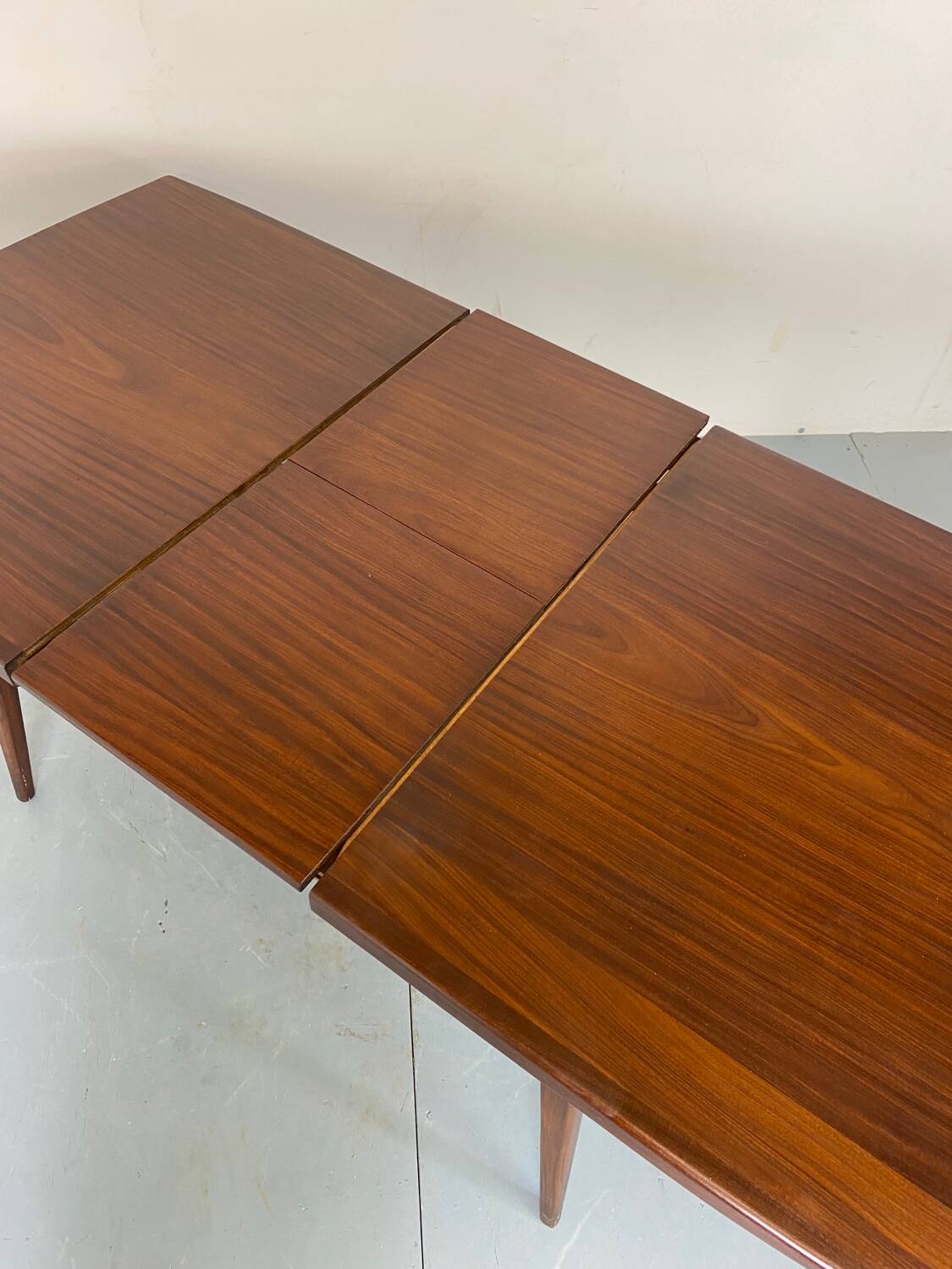 Scandinavian Style Mid Century Teak extendable Dining Table by Louis Van Teeffelen for Wébé, 1950s