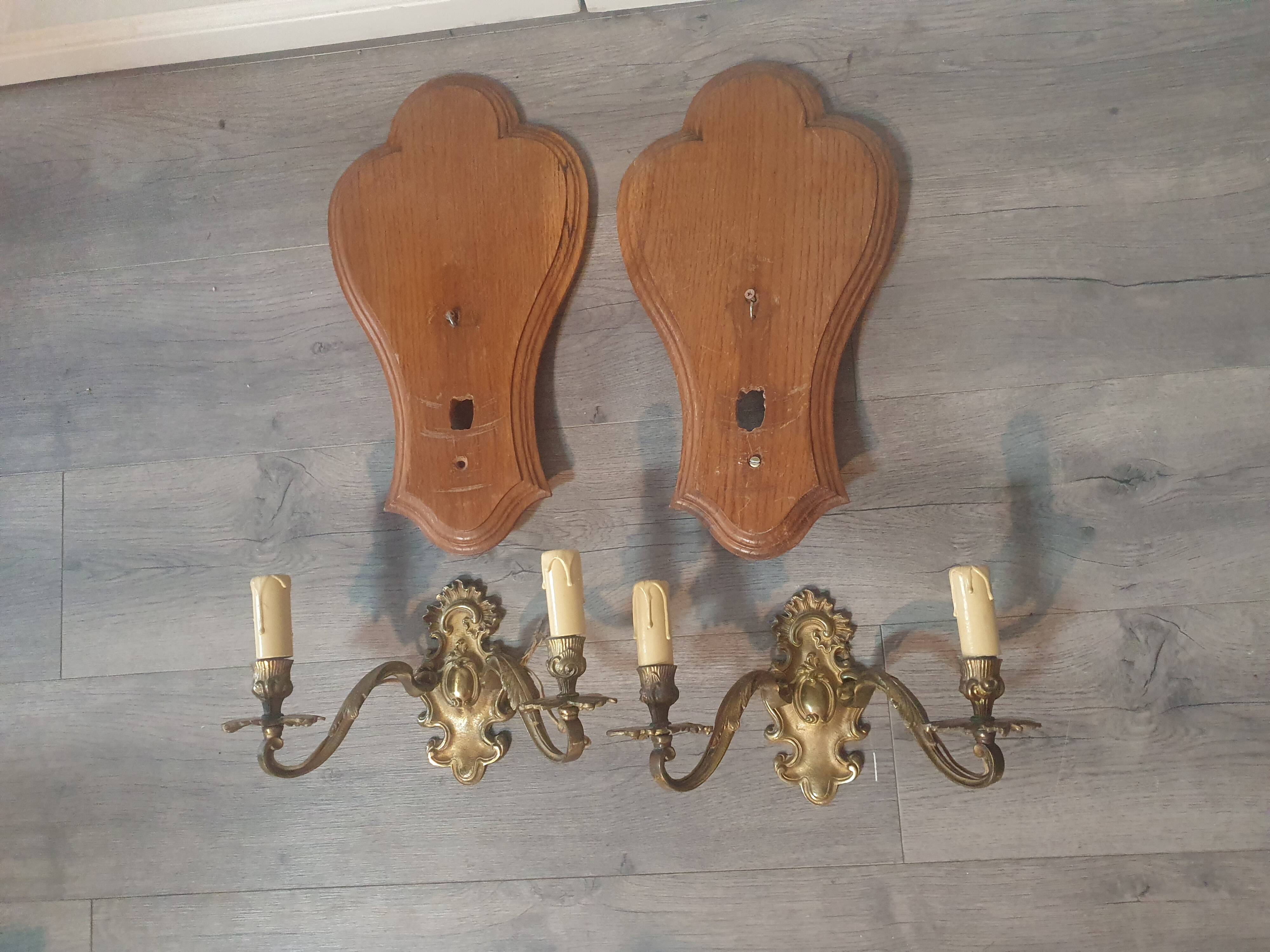 Pair of vintage gold metal wall lamp
