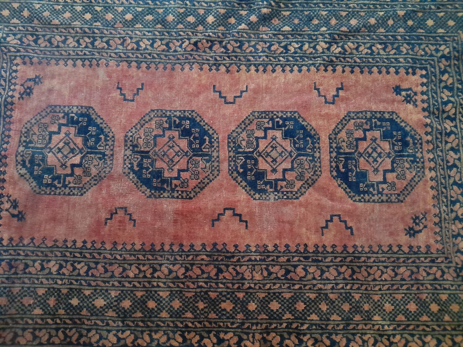 Afghan Carpet "Gül" Vintage – Wool – Exceptional Patina 205x132cm