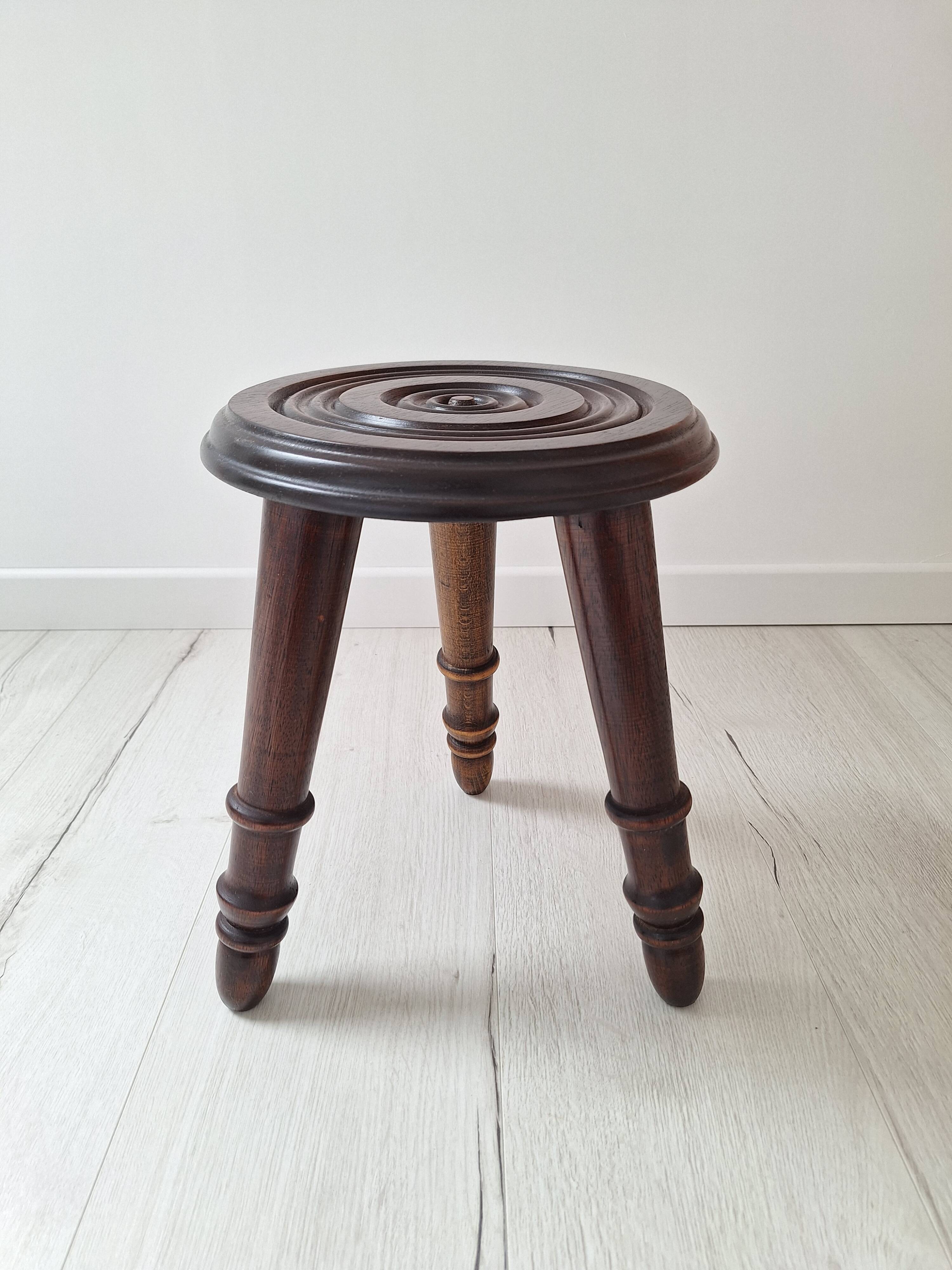 Vintage tripod stool