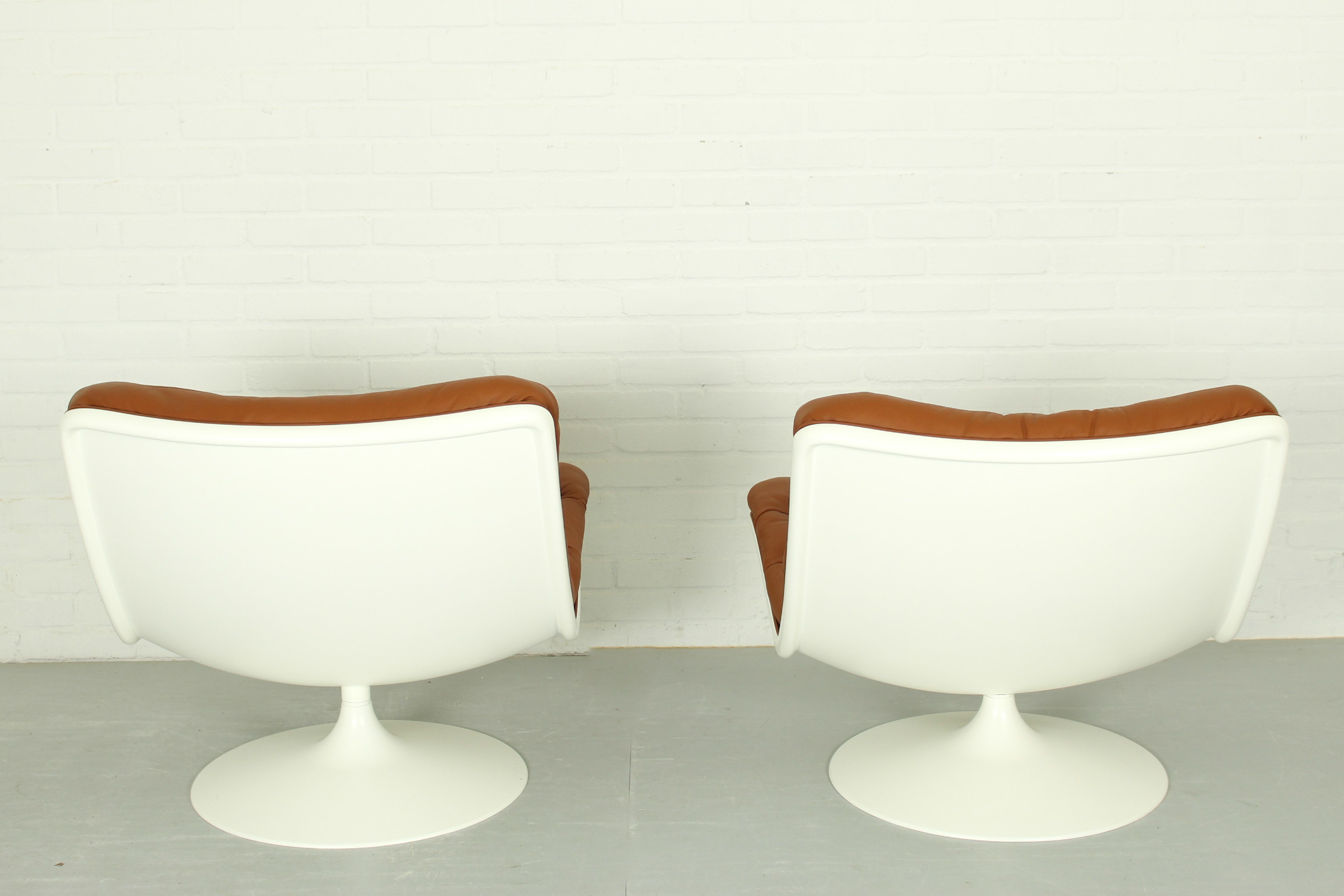 Armchair model f976 by Harcourt for Artifort 1970s