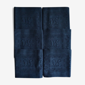 Night blue embroidered napkins
