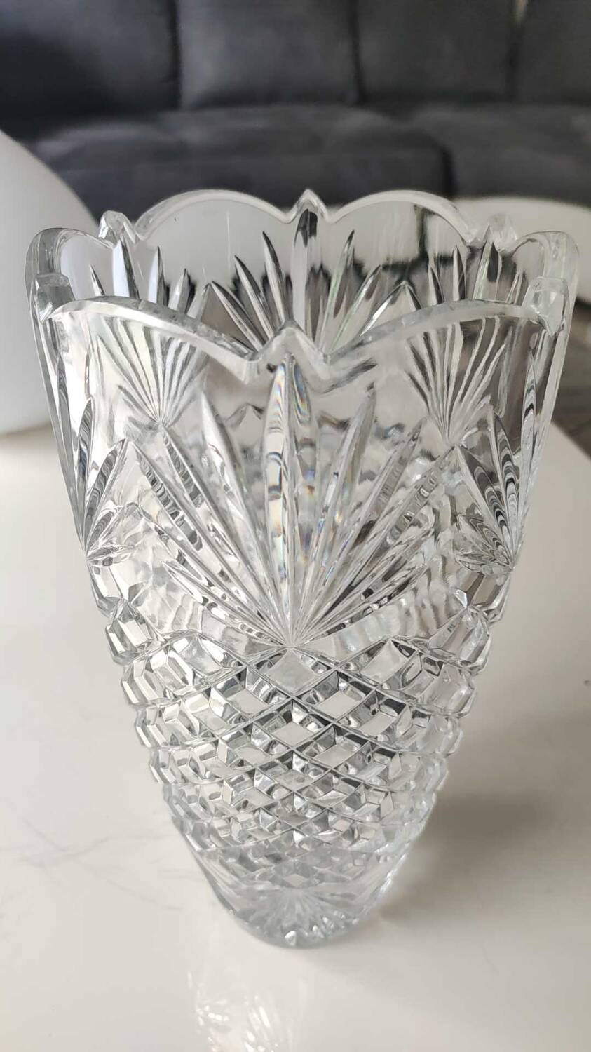 Vintage Bohemian Crystal Vase. Stylish geometric patterned design. Boho-chic. High 24.5 cm