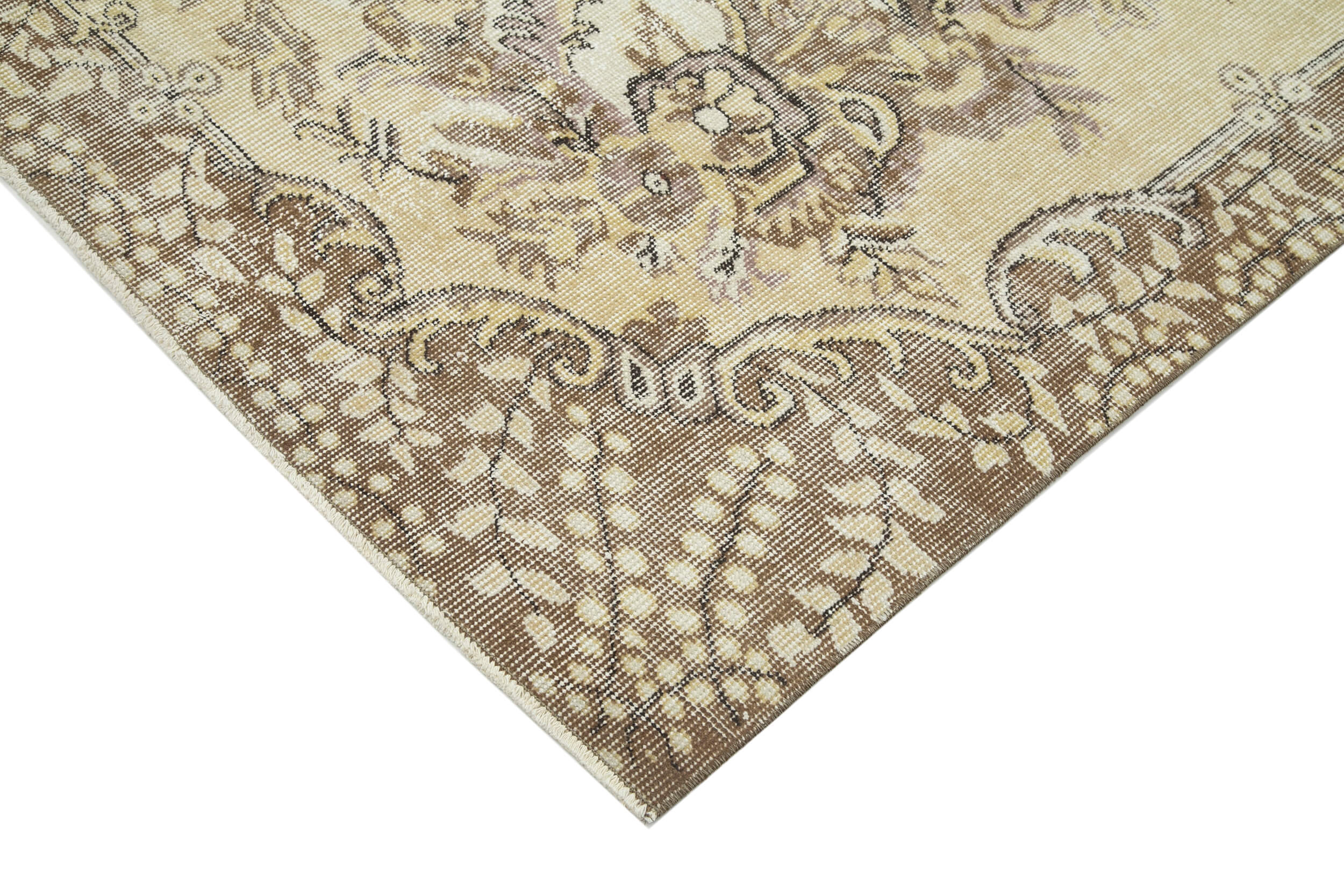 Turkish hand-knotted wool 1970s beige carpet 178 cm x 275 cm