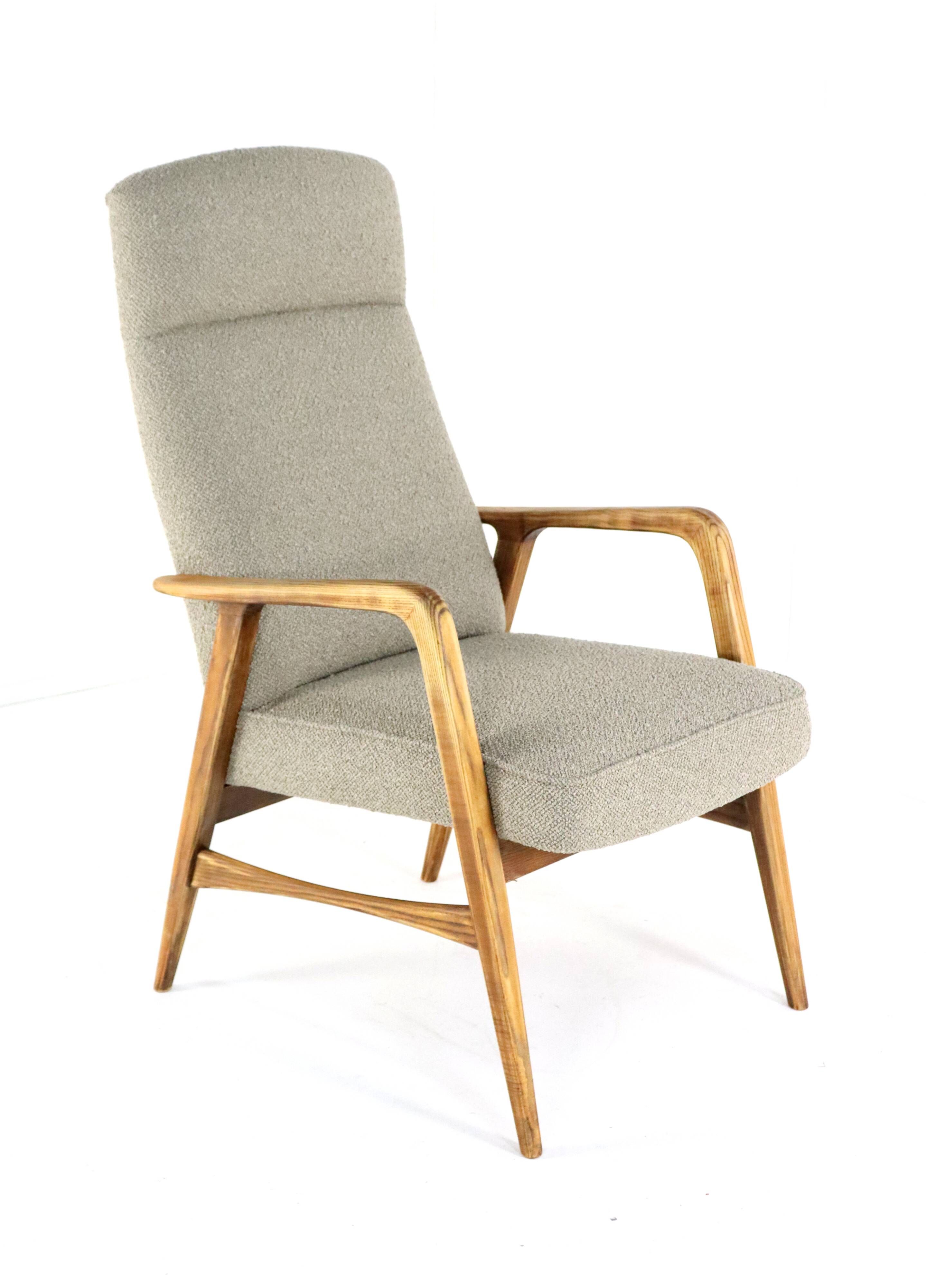 mid century vintage Fauteuil herenmodel 'Duivendrecht beige - opnieuw bekleed