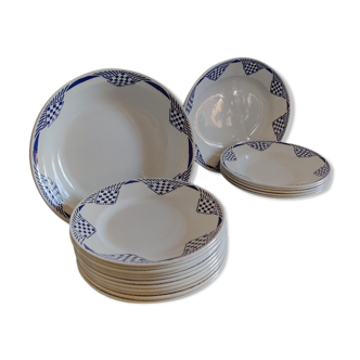 Set of plates