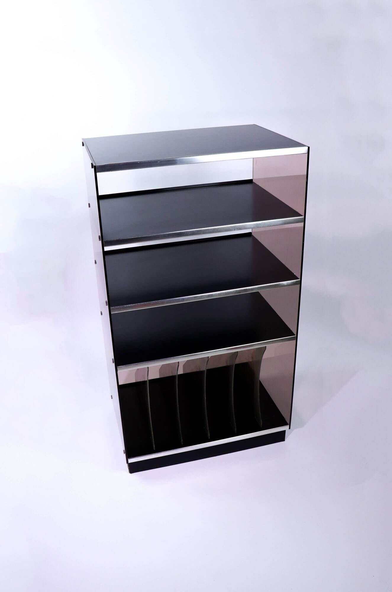 Meuble Hifi, range vinyles en plexiglas fumé par Eric Maville, années 70