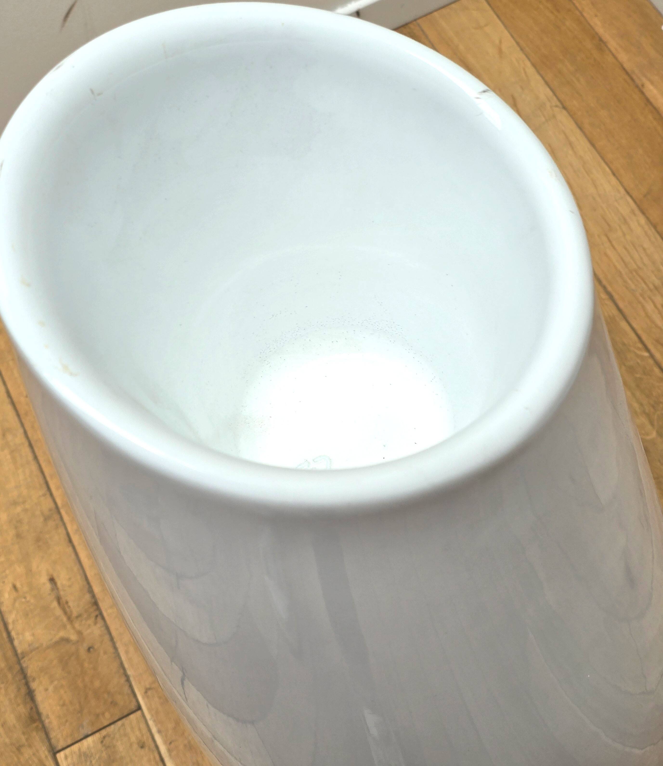 Suite of 8 Madame vases, Alessandro Busana