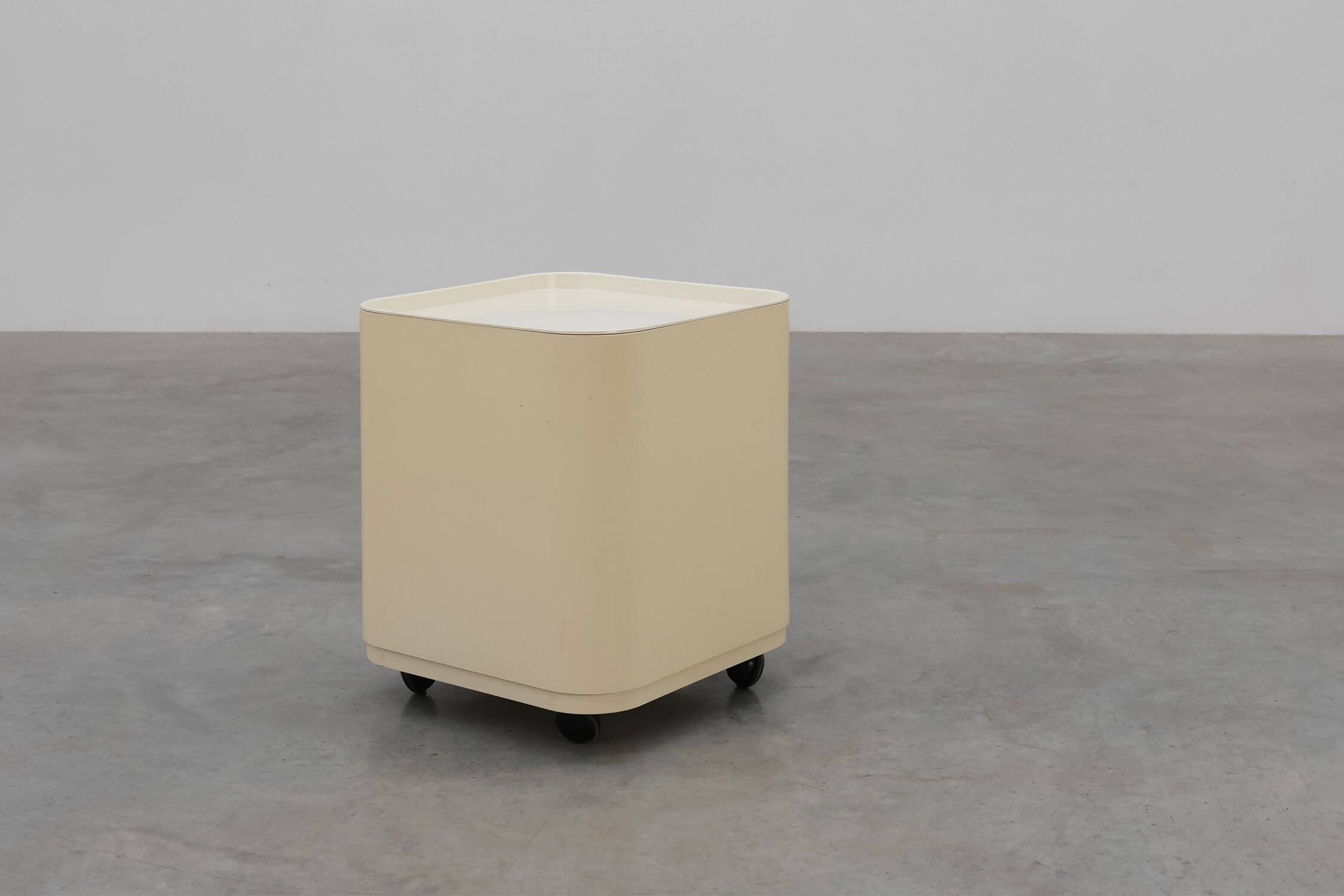 Unité Kartell Componibili modèle 4979 par Anna Castelli Ferrieri, Italie années 1970.
