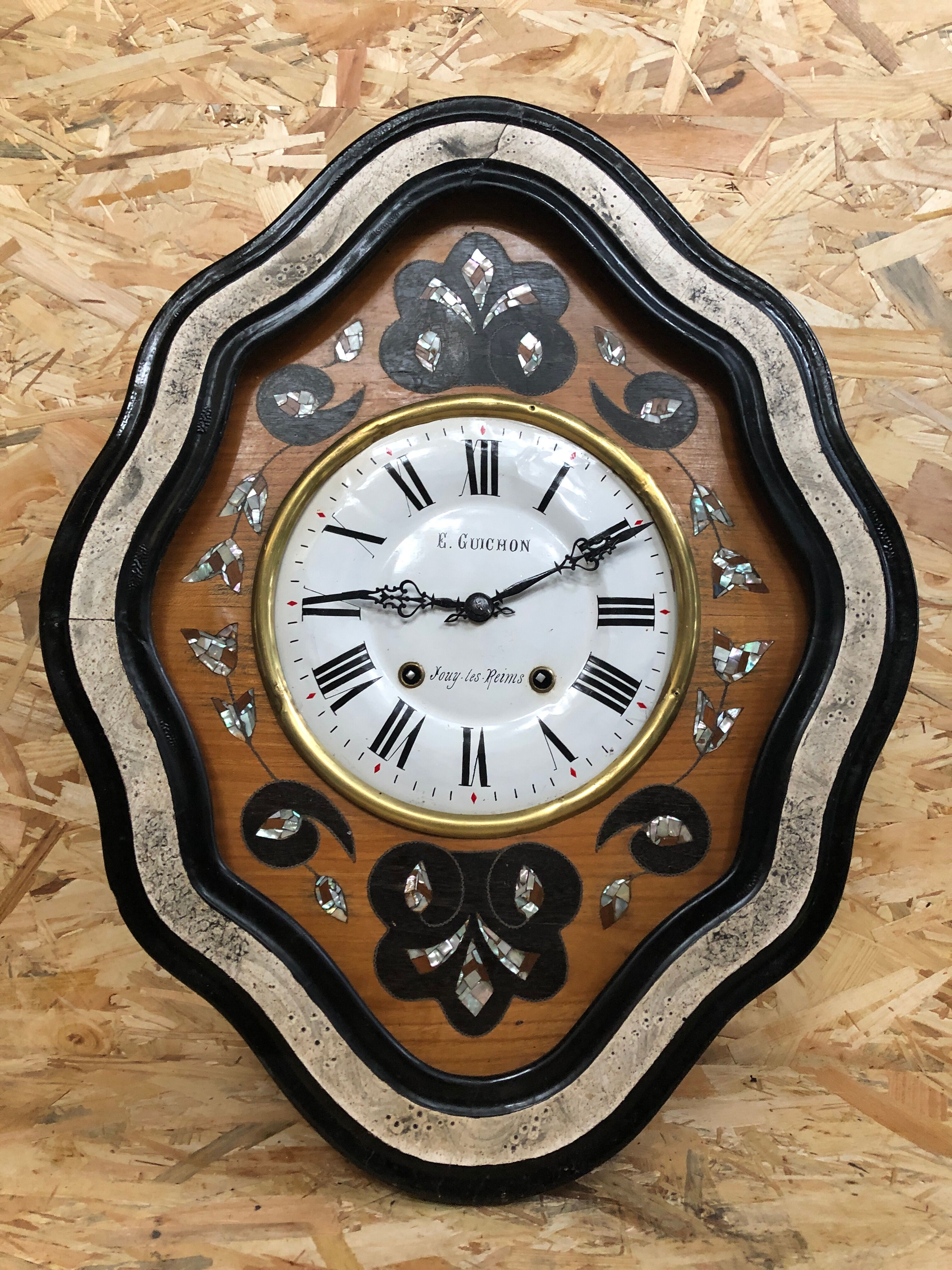 Clock pendulum ox eye wood decoration mother-of-pearl dial enamelled vintage
