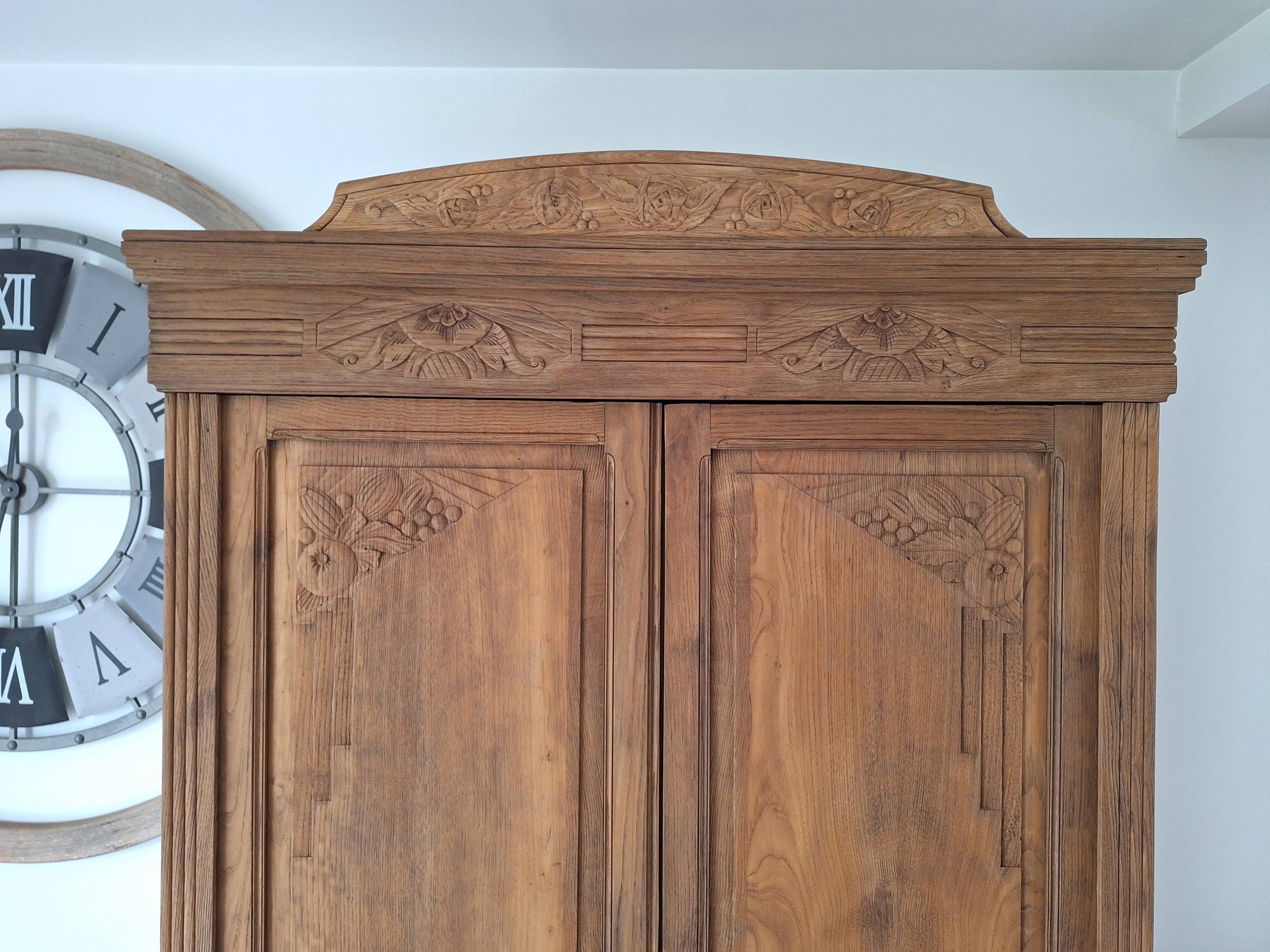 Wardrobe, oak linen cupboard from 1920.