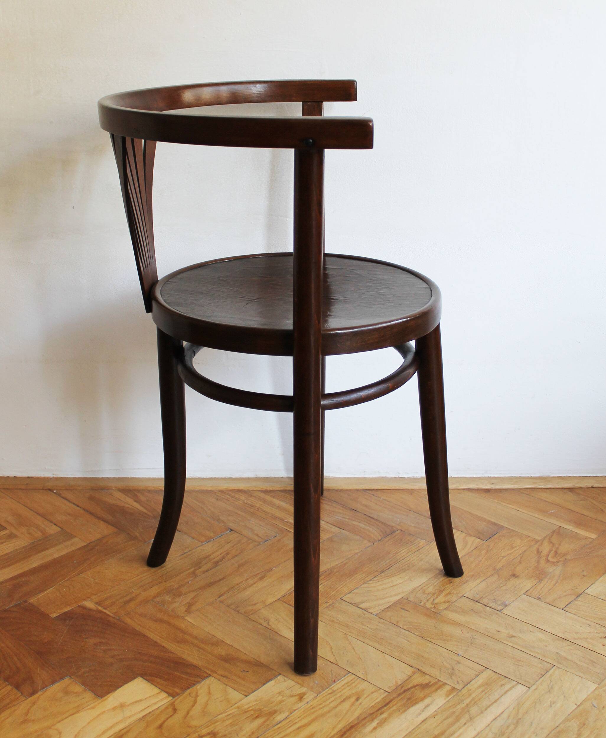 1920s Mundus dining chair model B28