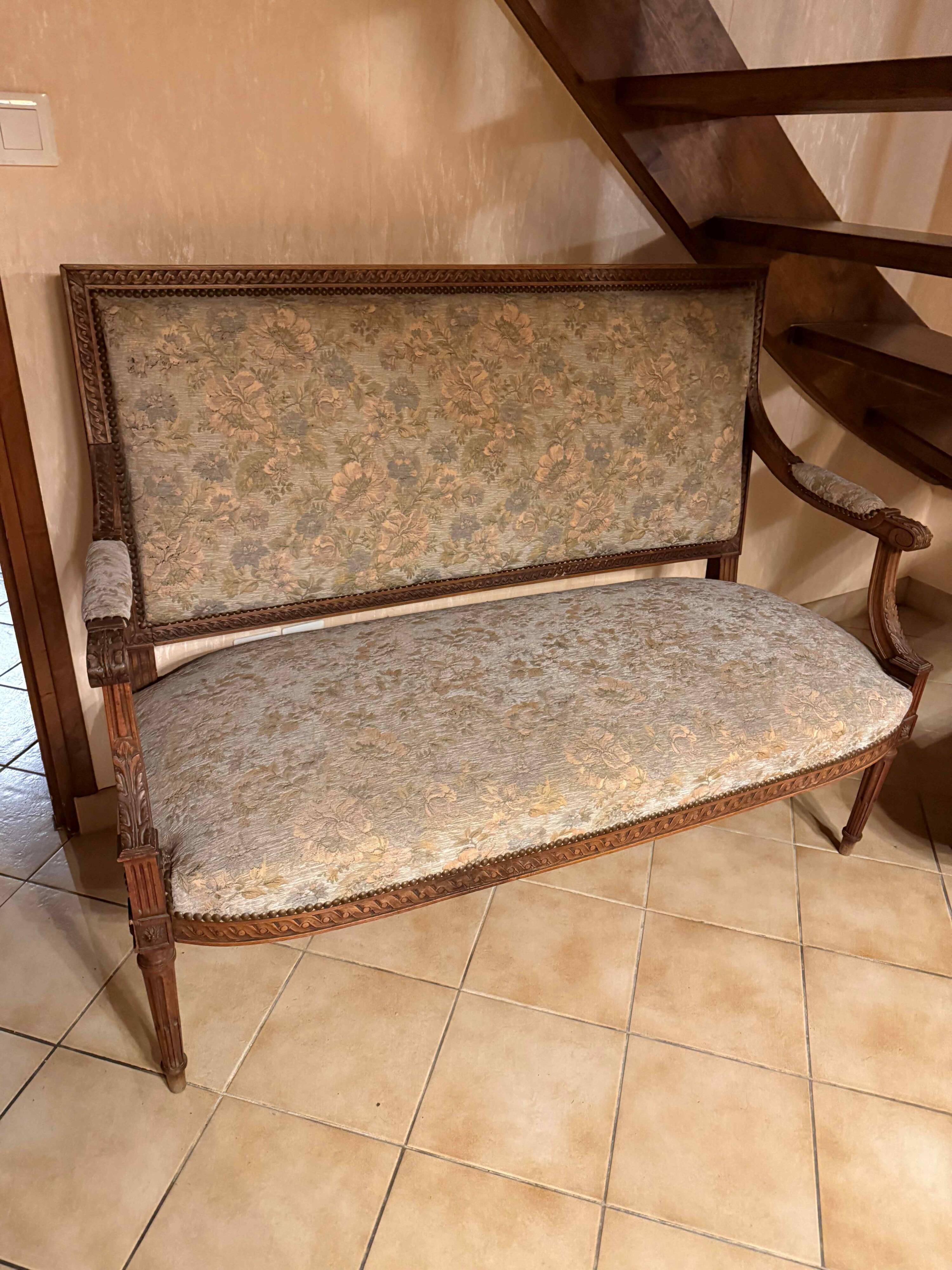 Louis XVI salon style