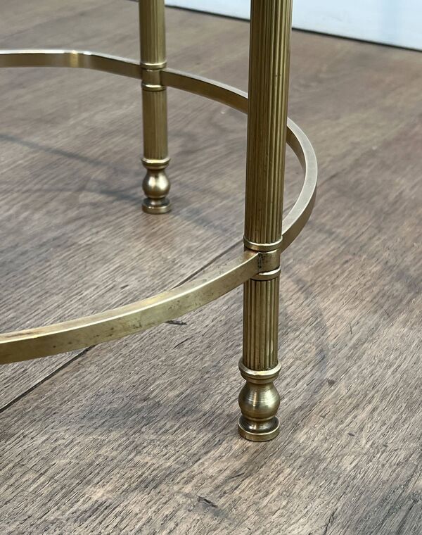 Table Basse Oblongue en Laiton et Verre, de  Maison Baguès, Années 1960.