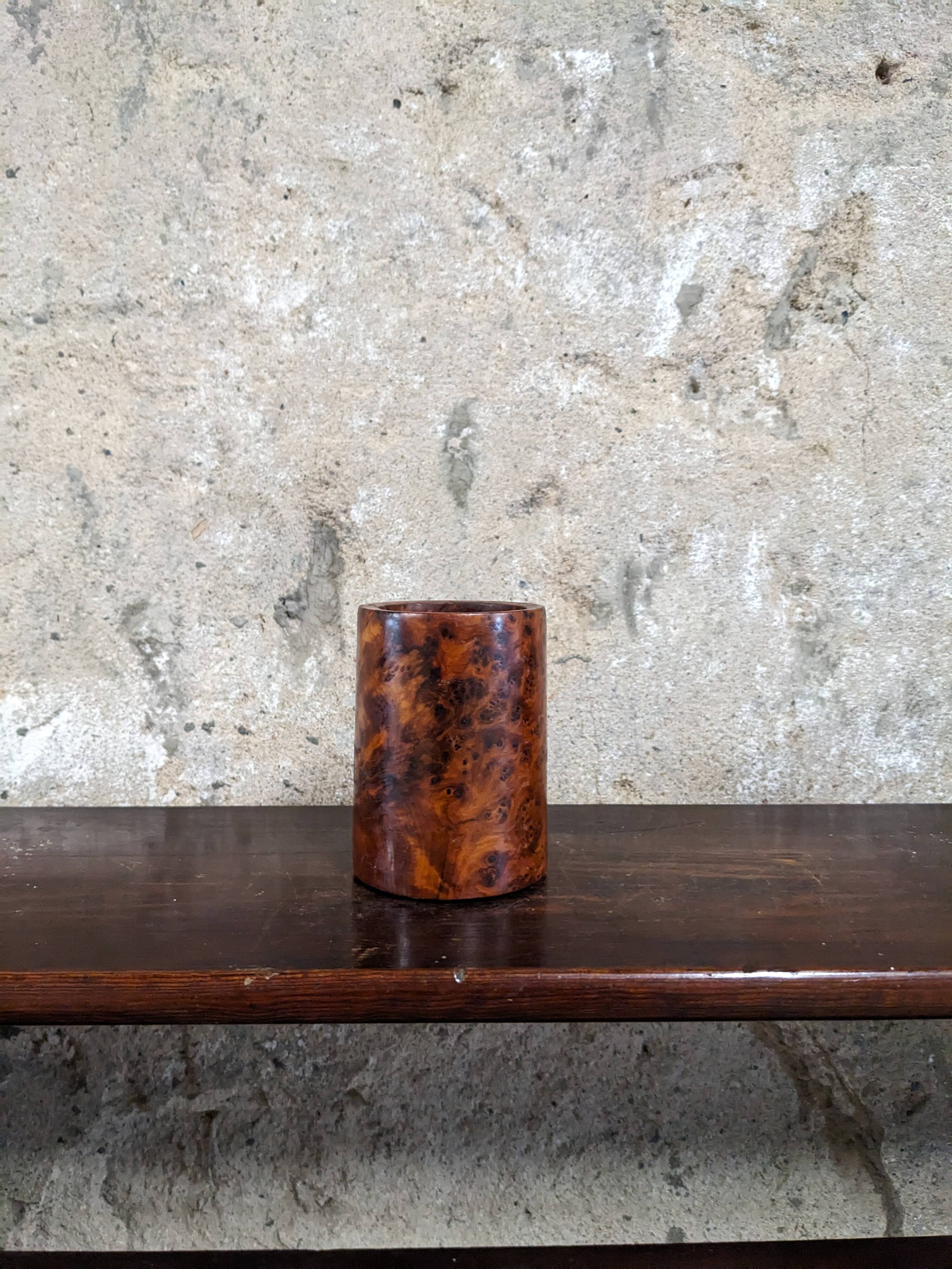 Porte-stylo en bois de thuya