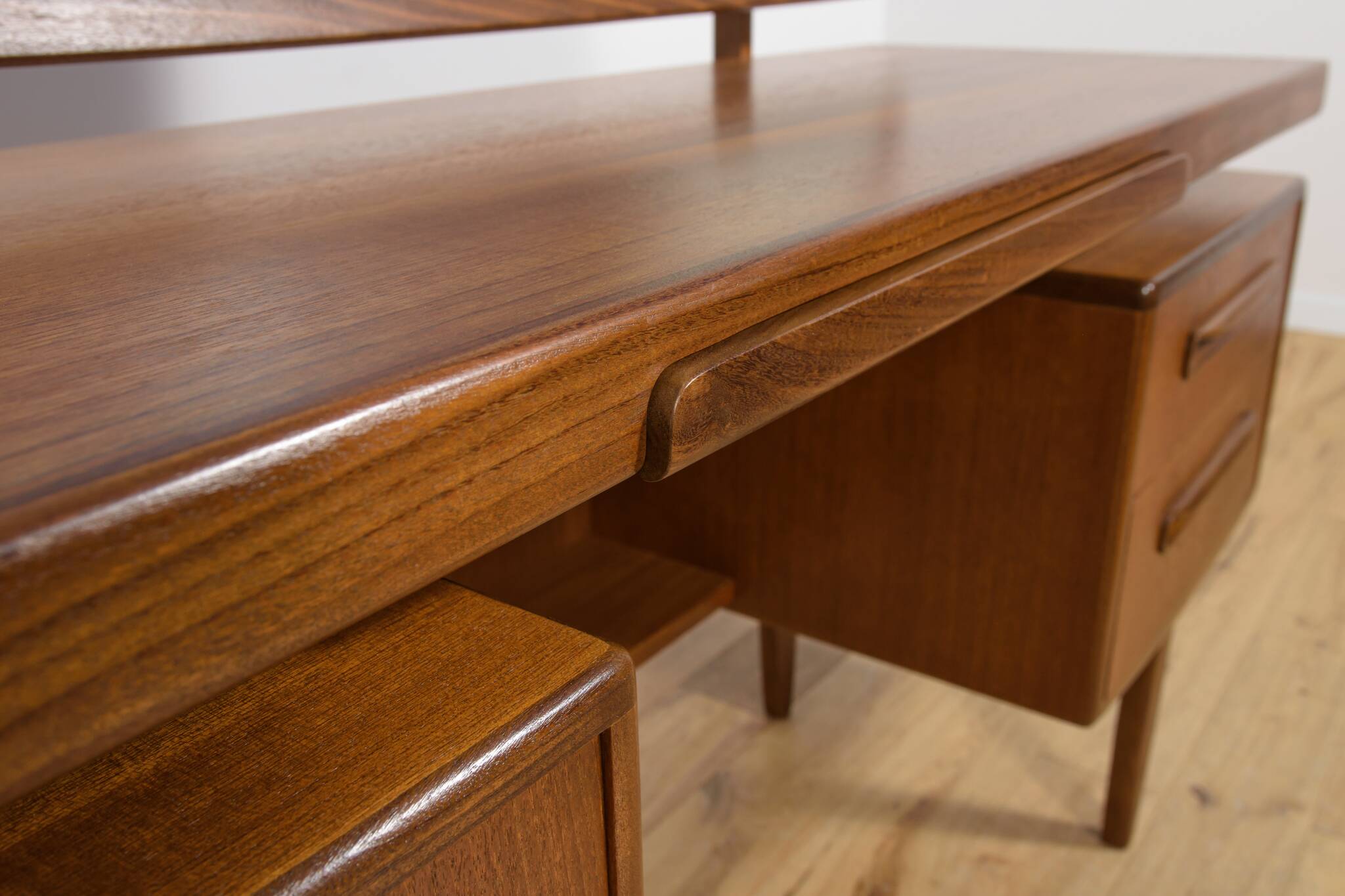 Mid-Century Dressing Table by Victor Wilkins for G-Plan, 1960s