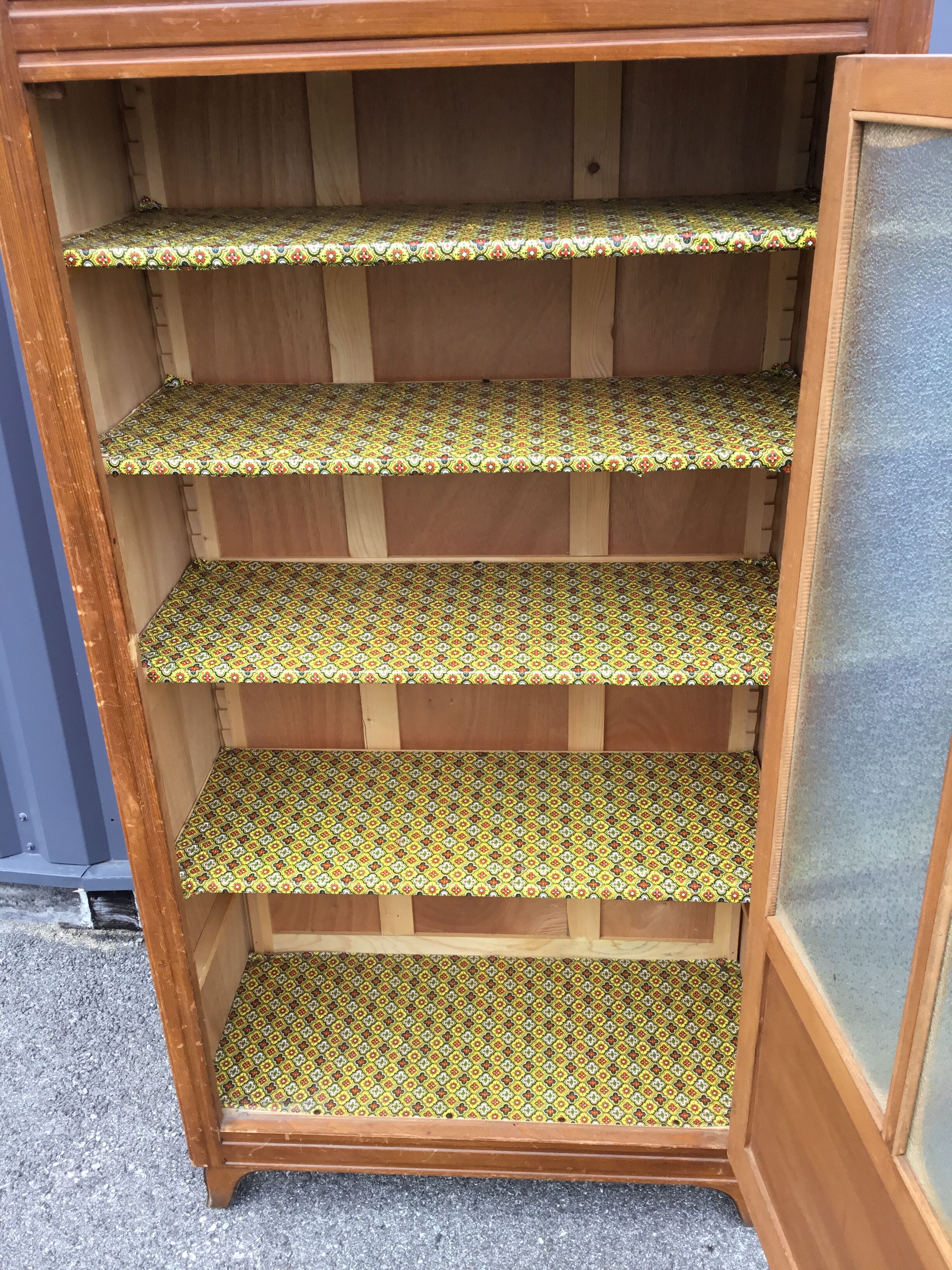 Cabinet glass