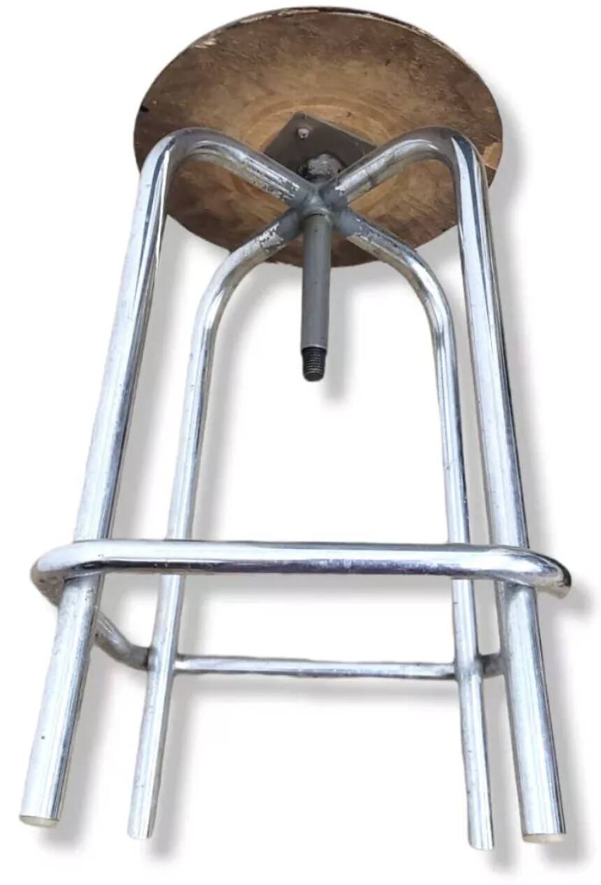 Tabouret réglable en bois et acier