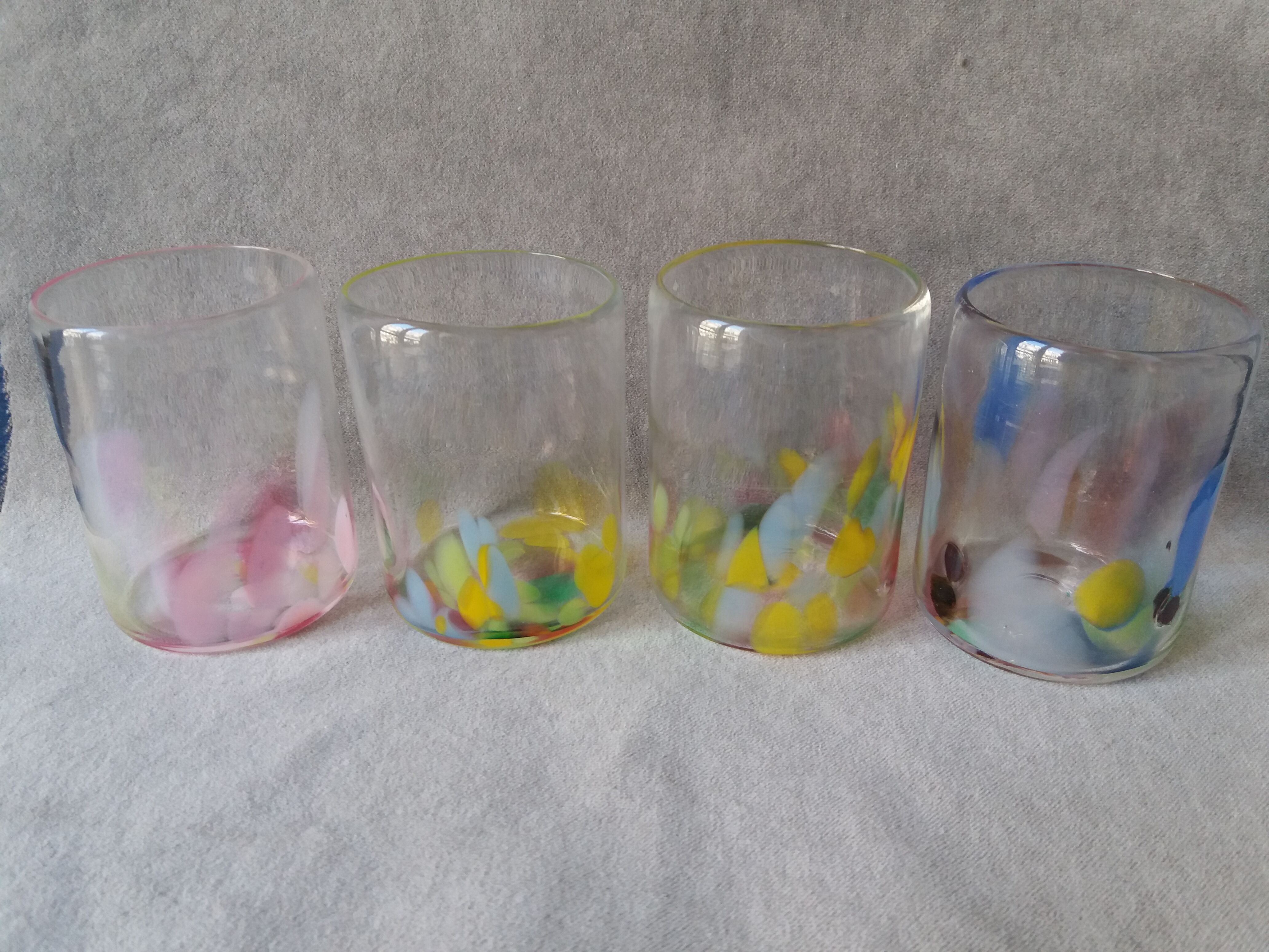 Lot of 4 murano glass cups