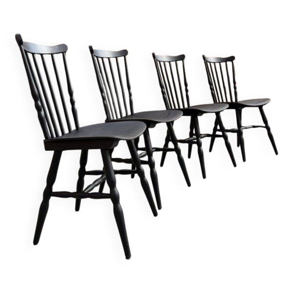 Suite de 4 chaises bistrot BAUMANN