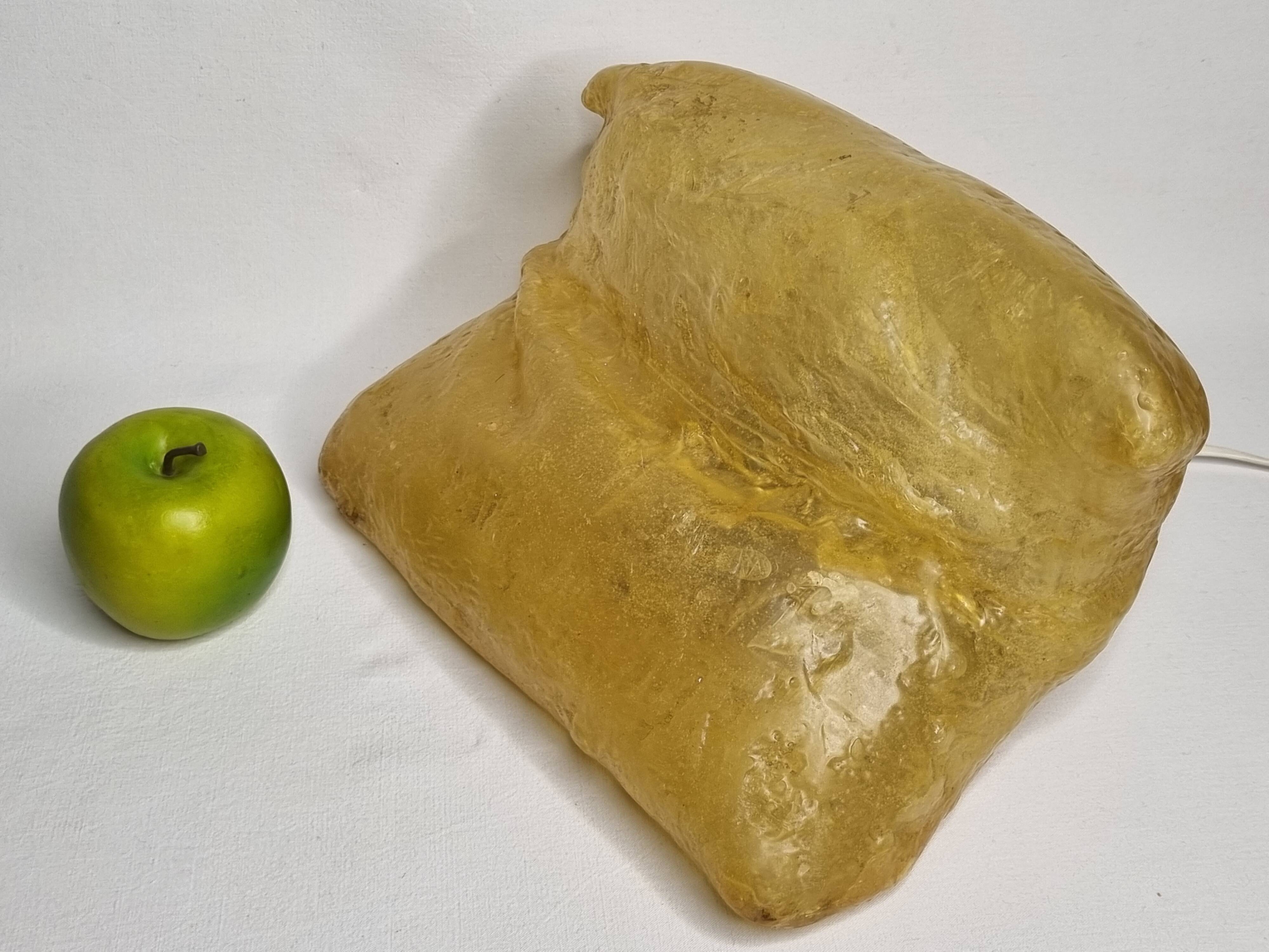 Hajime Goto design lamp small model vintage resin 1970, 30 cm