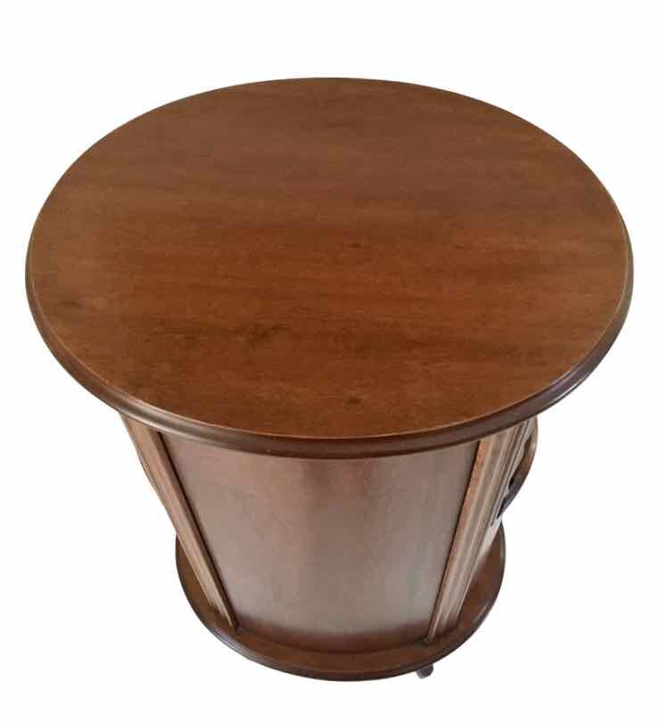 Cherry chest of drawers 4 drawers