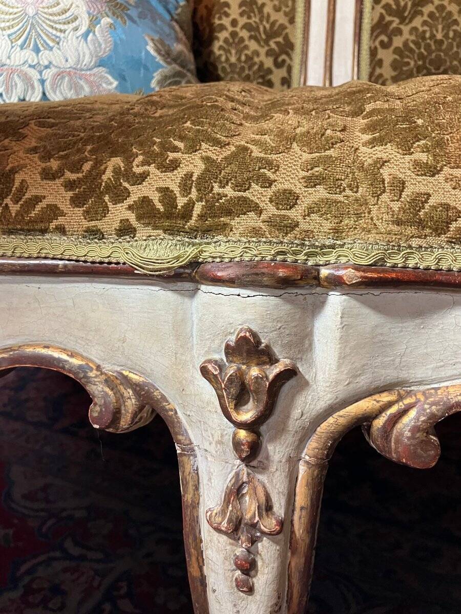 Antique Italian Baroque Louis XIV Lacquered and Parcel Gilt Sofa, 1600s