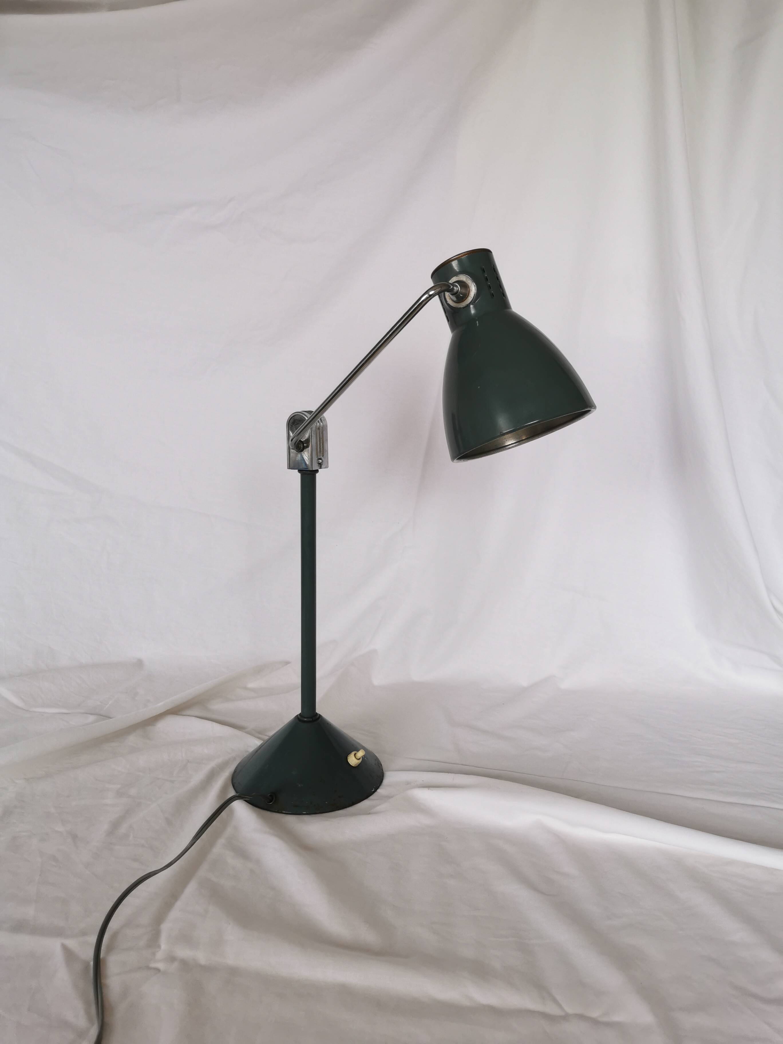 Jumo 800 articulated lamp, France, 1960