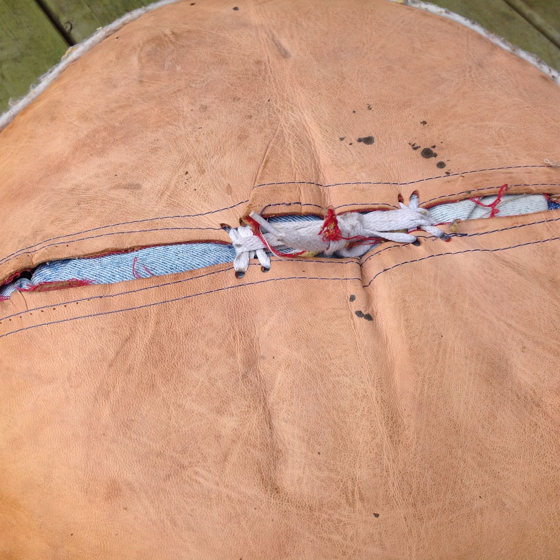 Leather pouf