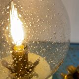 Lampe à poser globe vintage en verre bullé