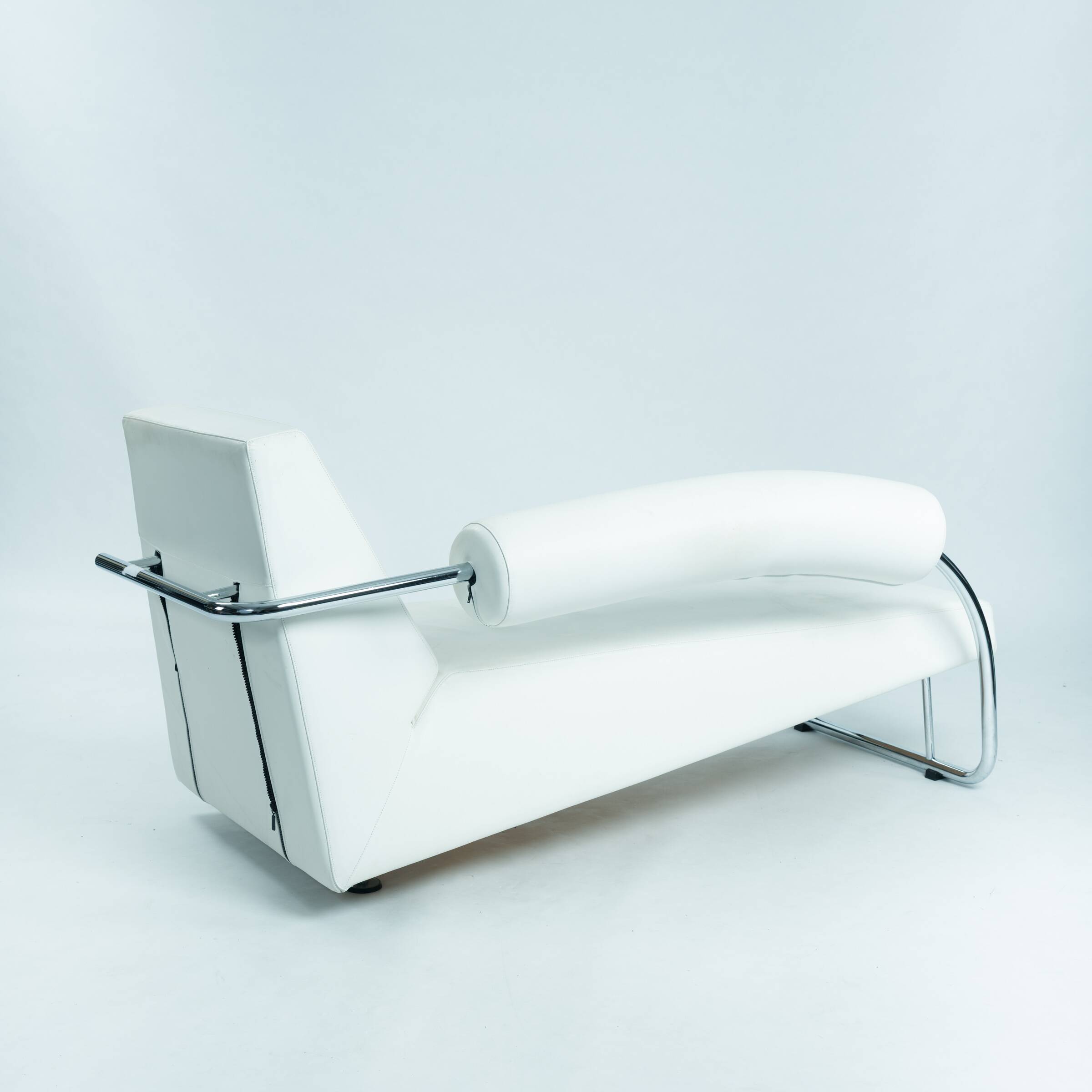 Dutch design Rob Eckhardt chaise longue white leather tubular steel, 1980s