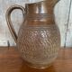 Ancien pichet grès marron décor ciselé géométrique made in france vintage