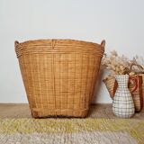 Storage basket for a plant pot in vintage rattan
