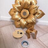 Golden flower ceiling