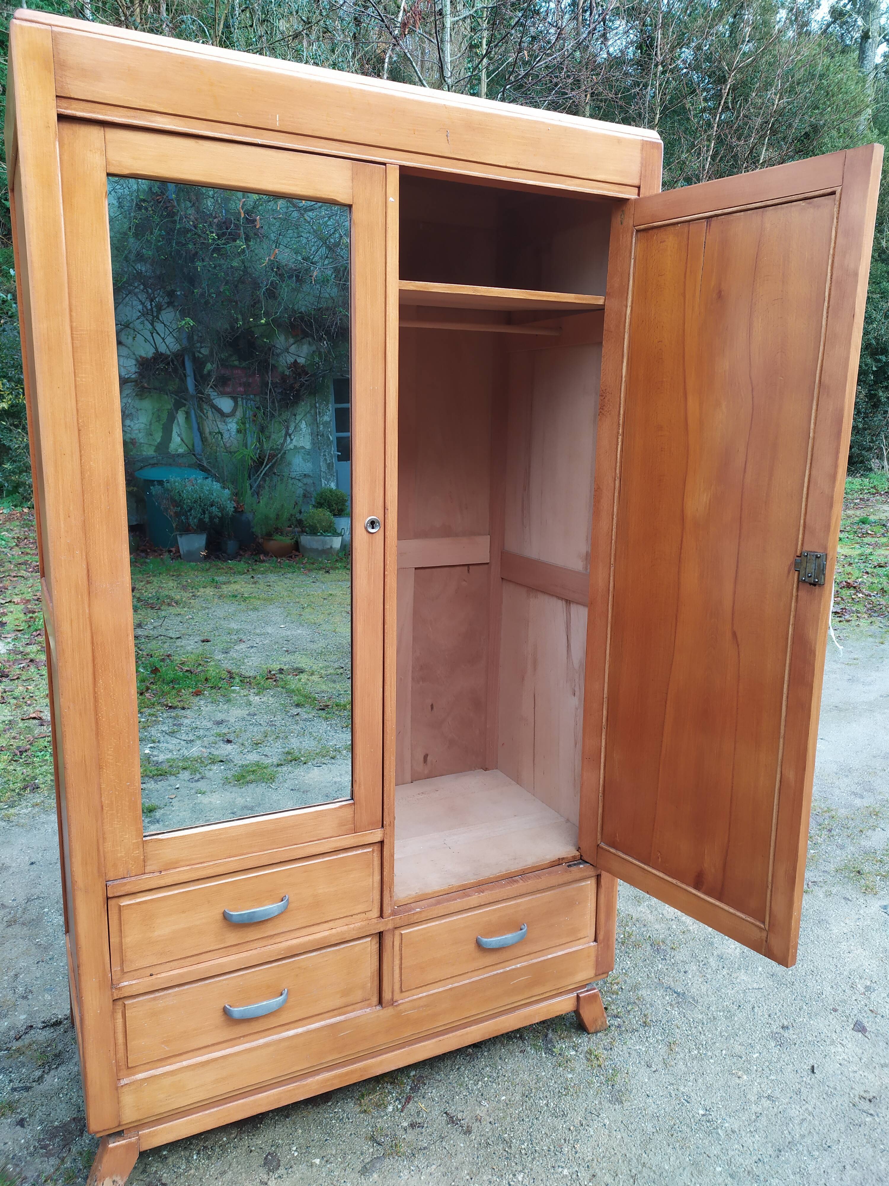 Armoire parisienne années 50