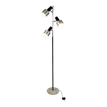 Space age floor lamp in aluminium and black lacquered metal.