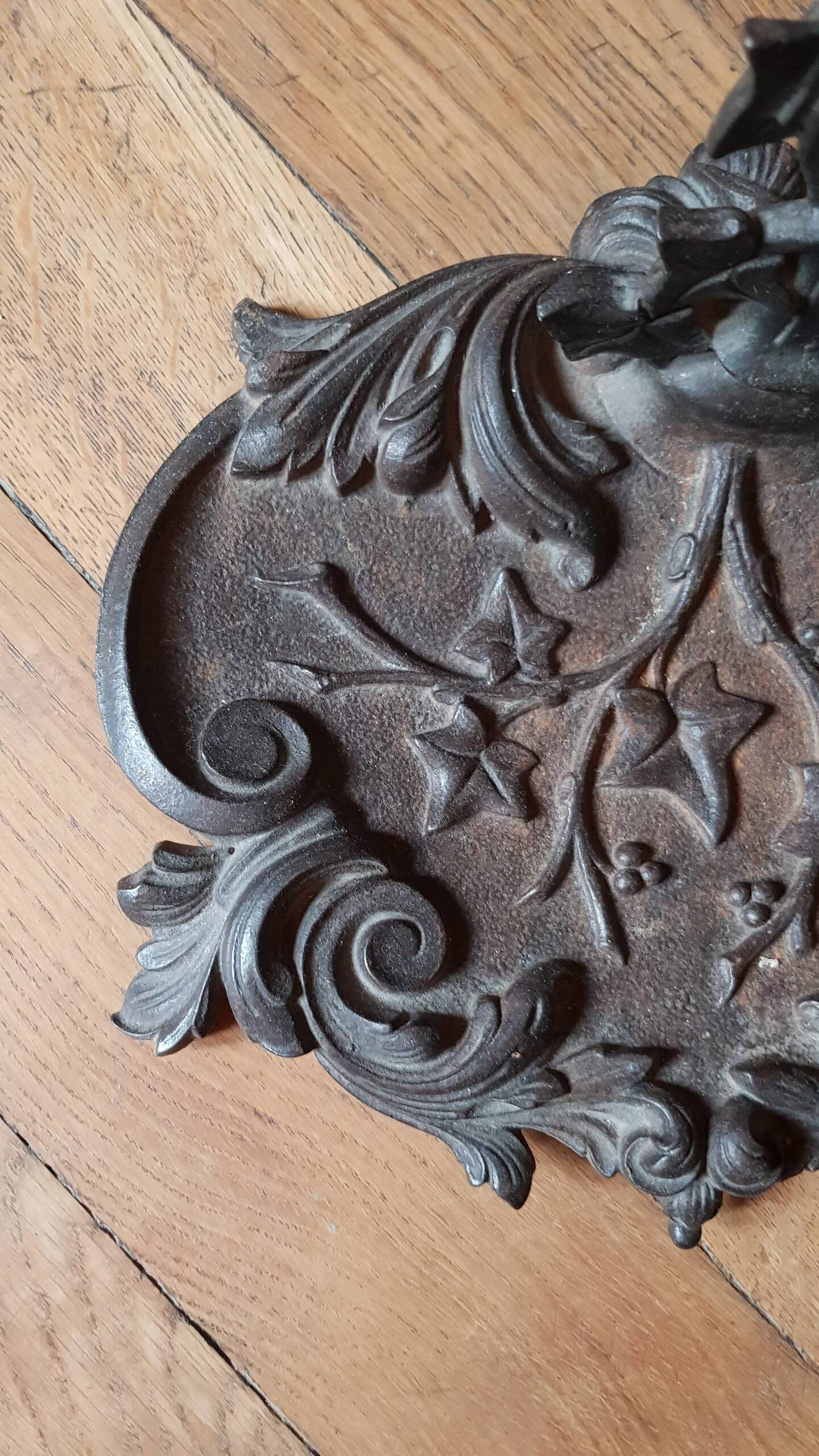 Cast iron umbrella holder