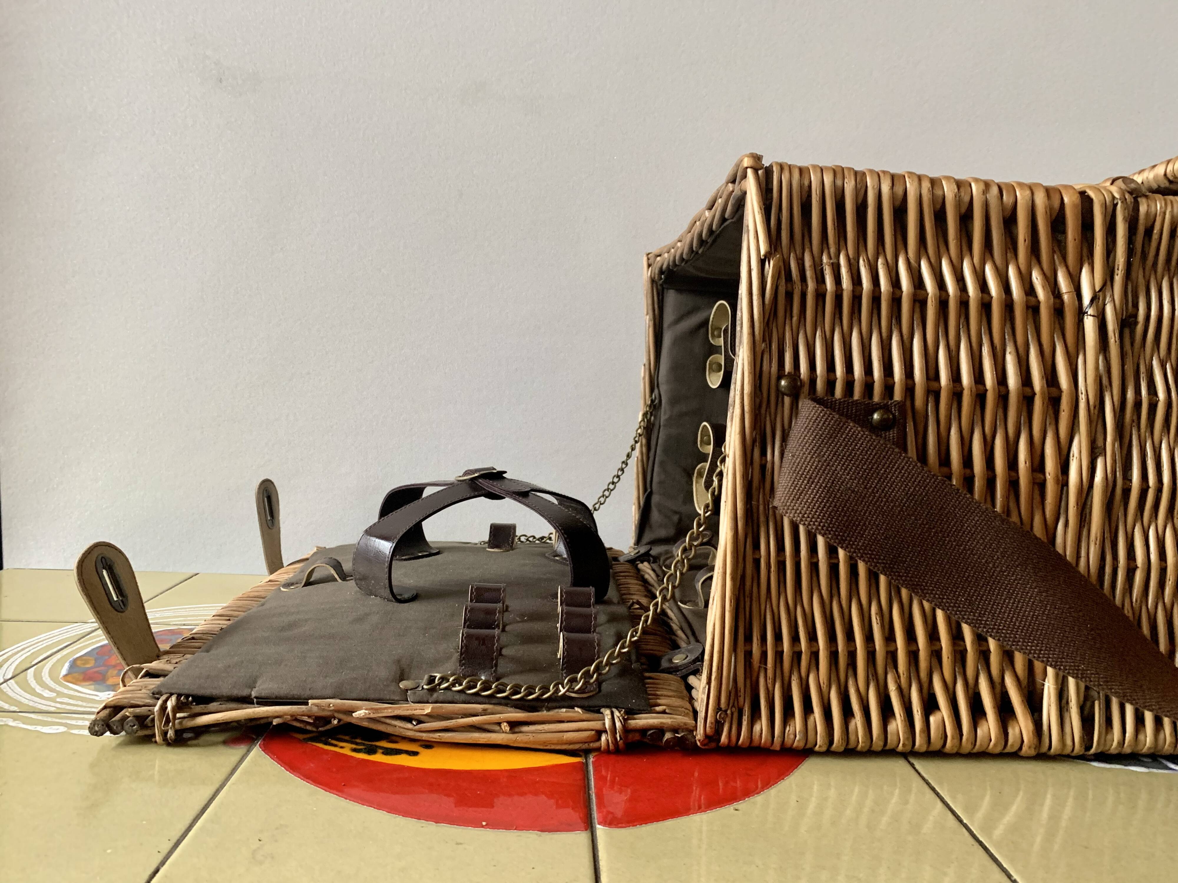 Vintage Flamingo Wicker Picnic Basket