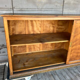 Sliding door counter