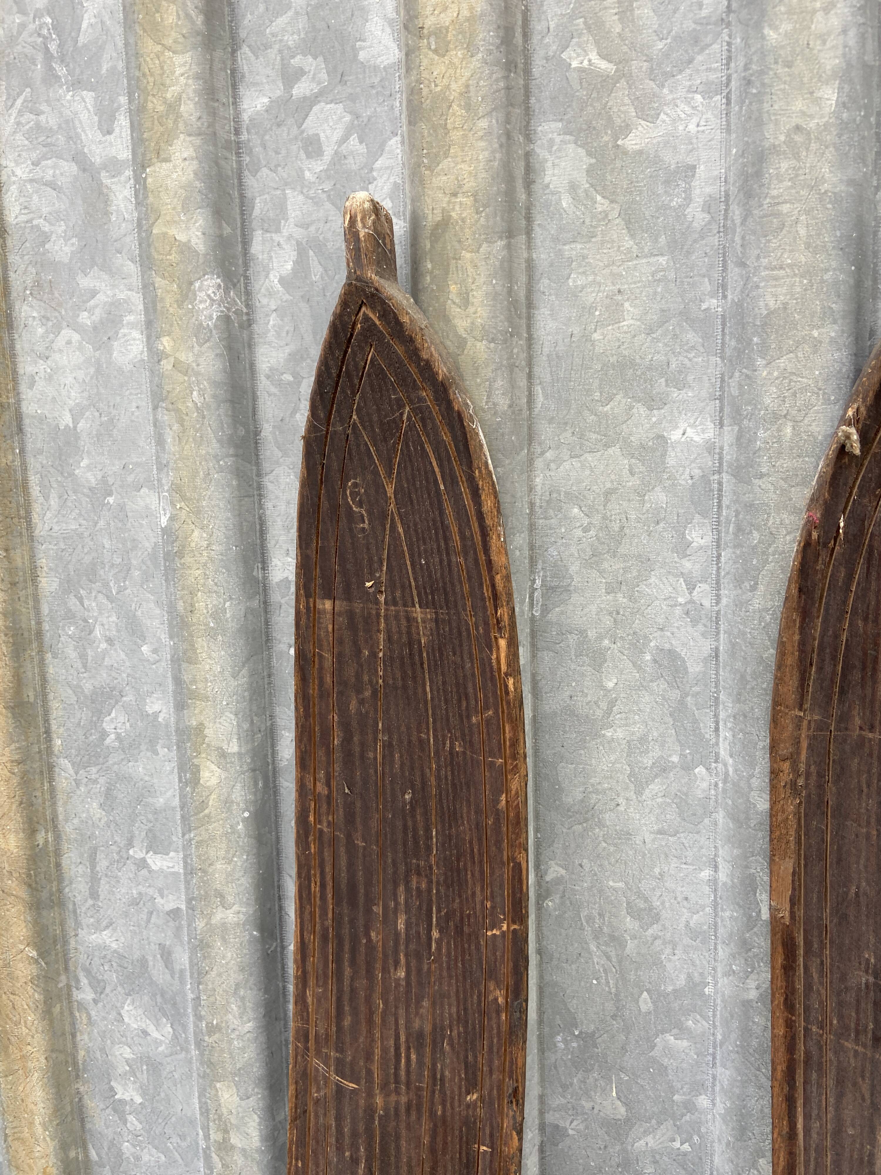 vintage wooden ski 1900