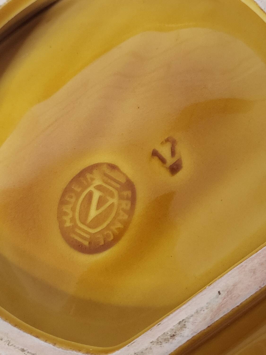 Verceram pocket emptier