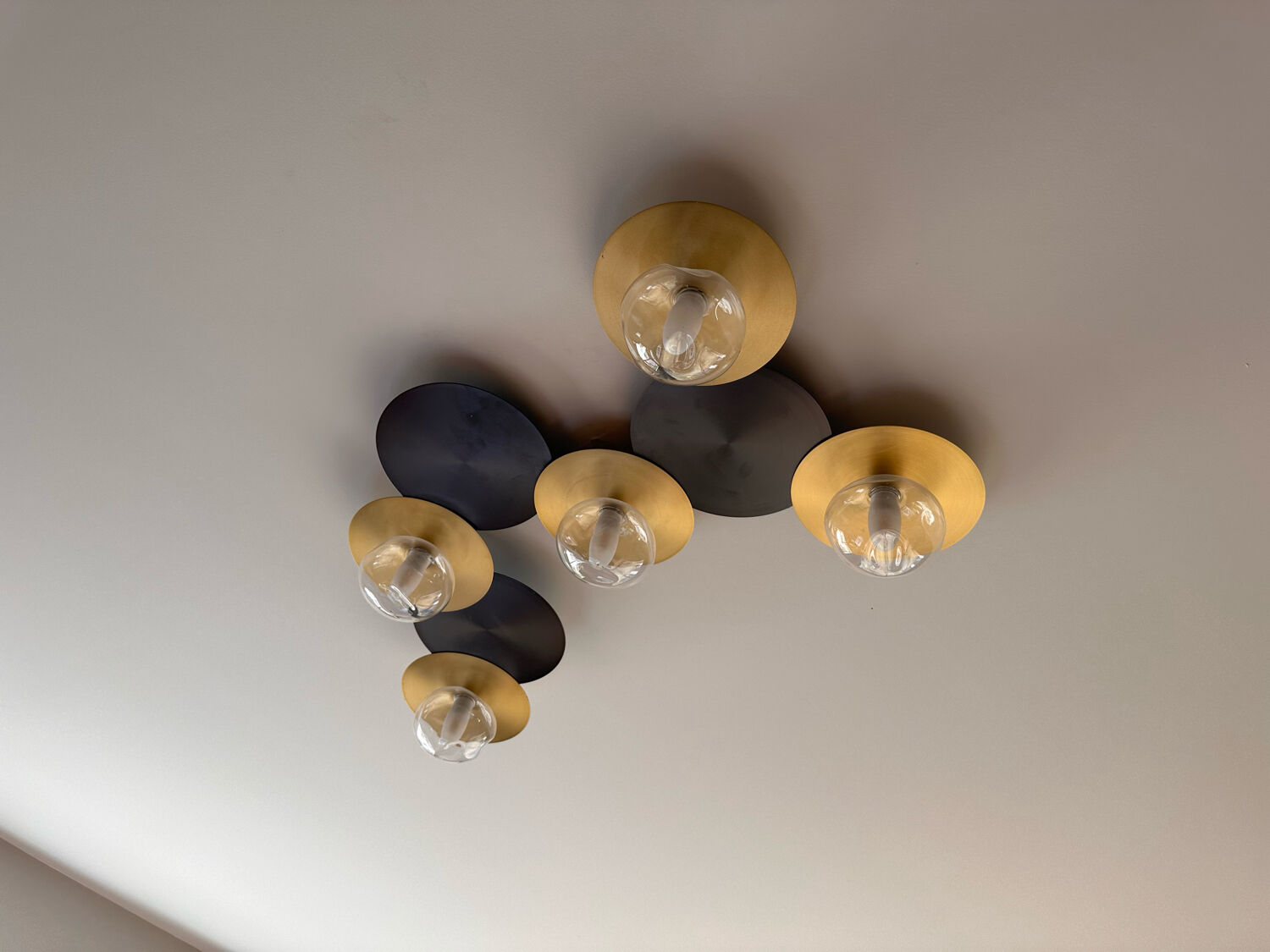 Ceiling lamp CVL Dots