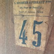 Commode de toilette ancienne en bois L. Soubrier