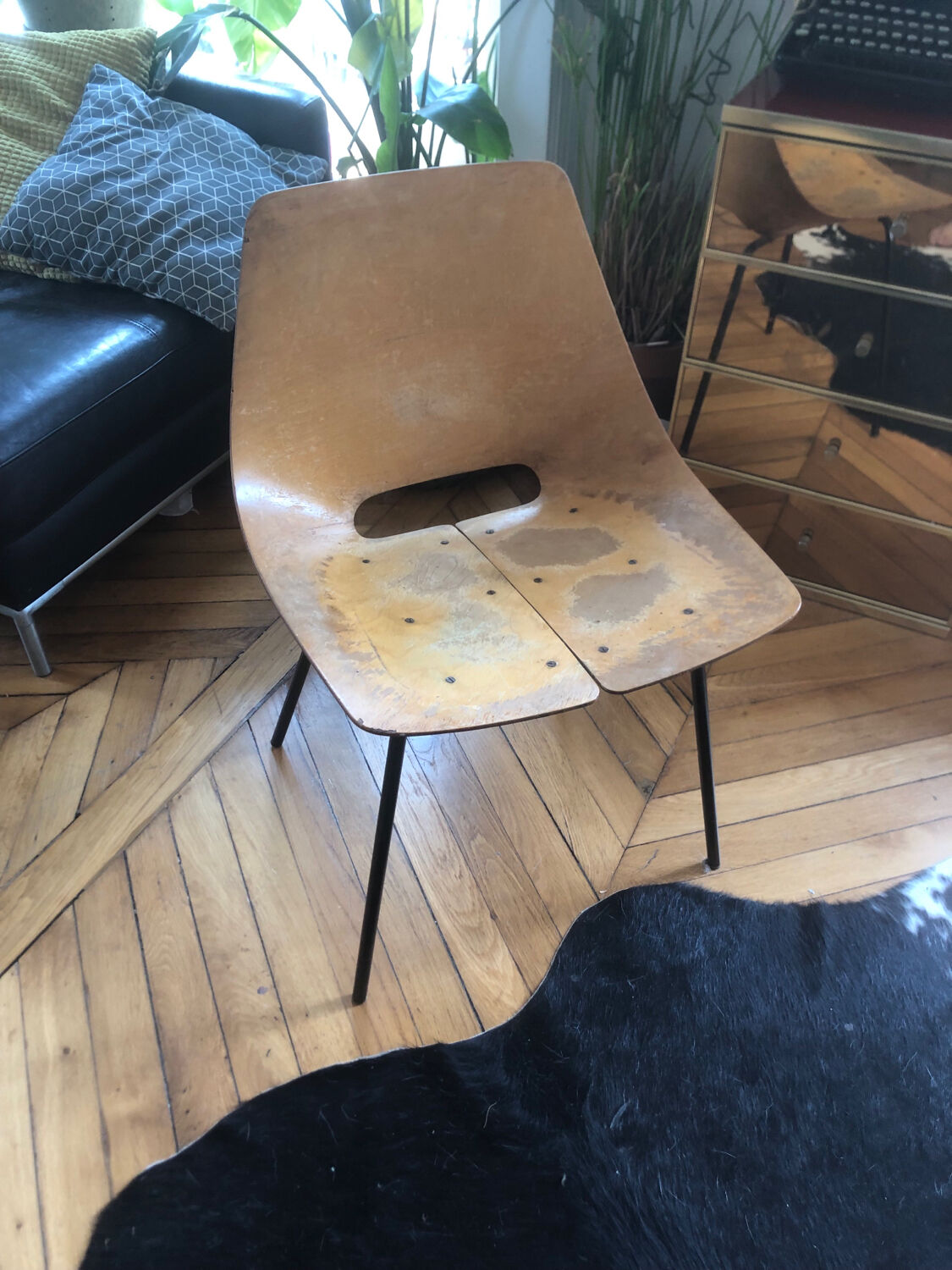Pierre Guariche barrel chair