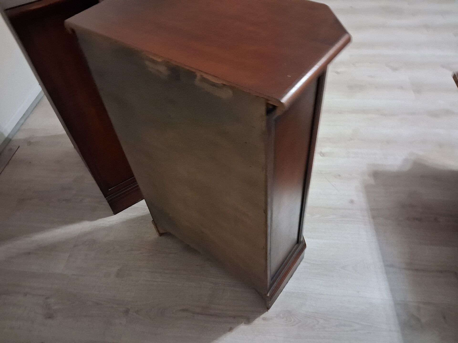 Set of 2 Chest of Drawers with 4 drawers