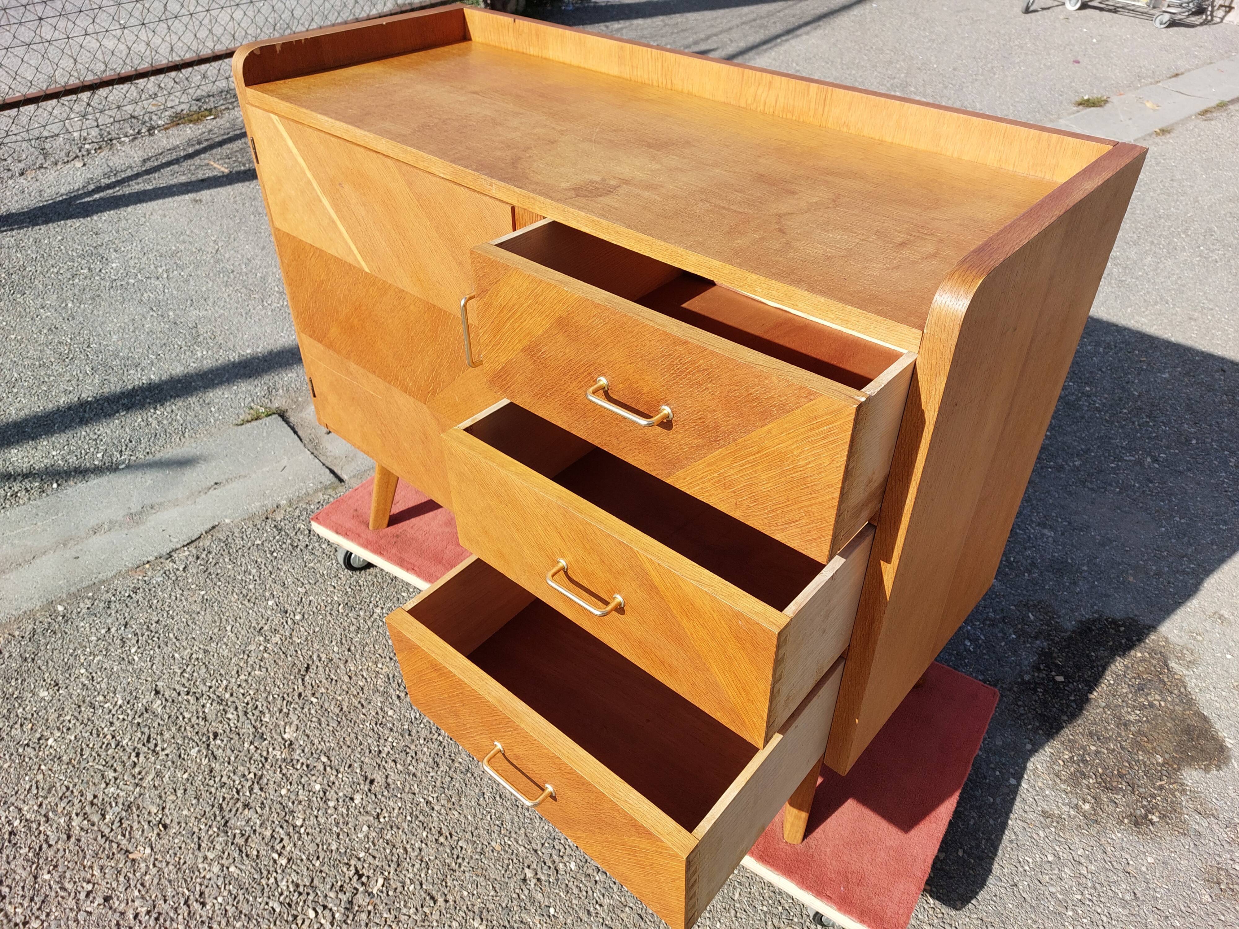 Vintage buffet 60